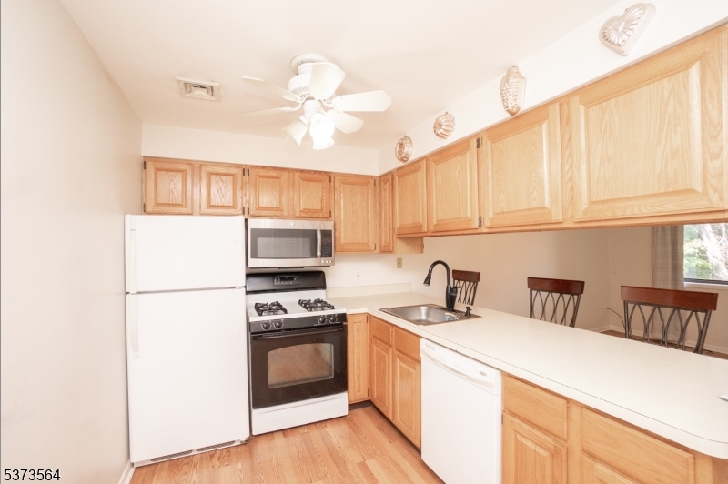 1 Port Royal Dr Unit 5 5