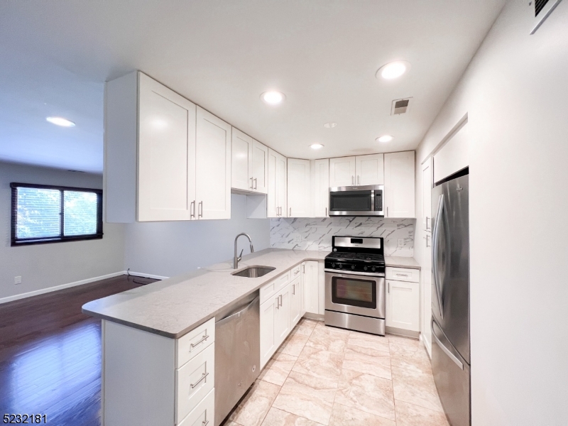 4 Brandywine Ct Unit 7