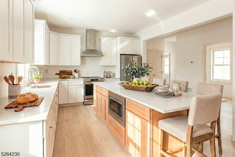 14 Sterling Dr