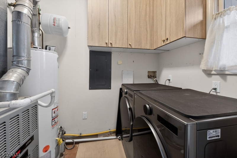 8 Maple Cres Unit 12