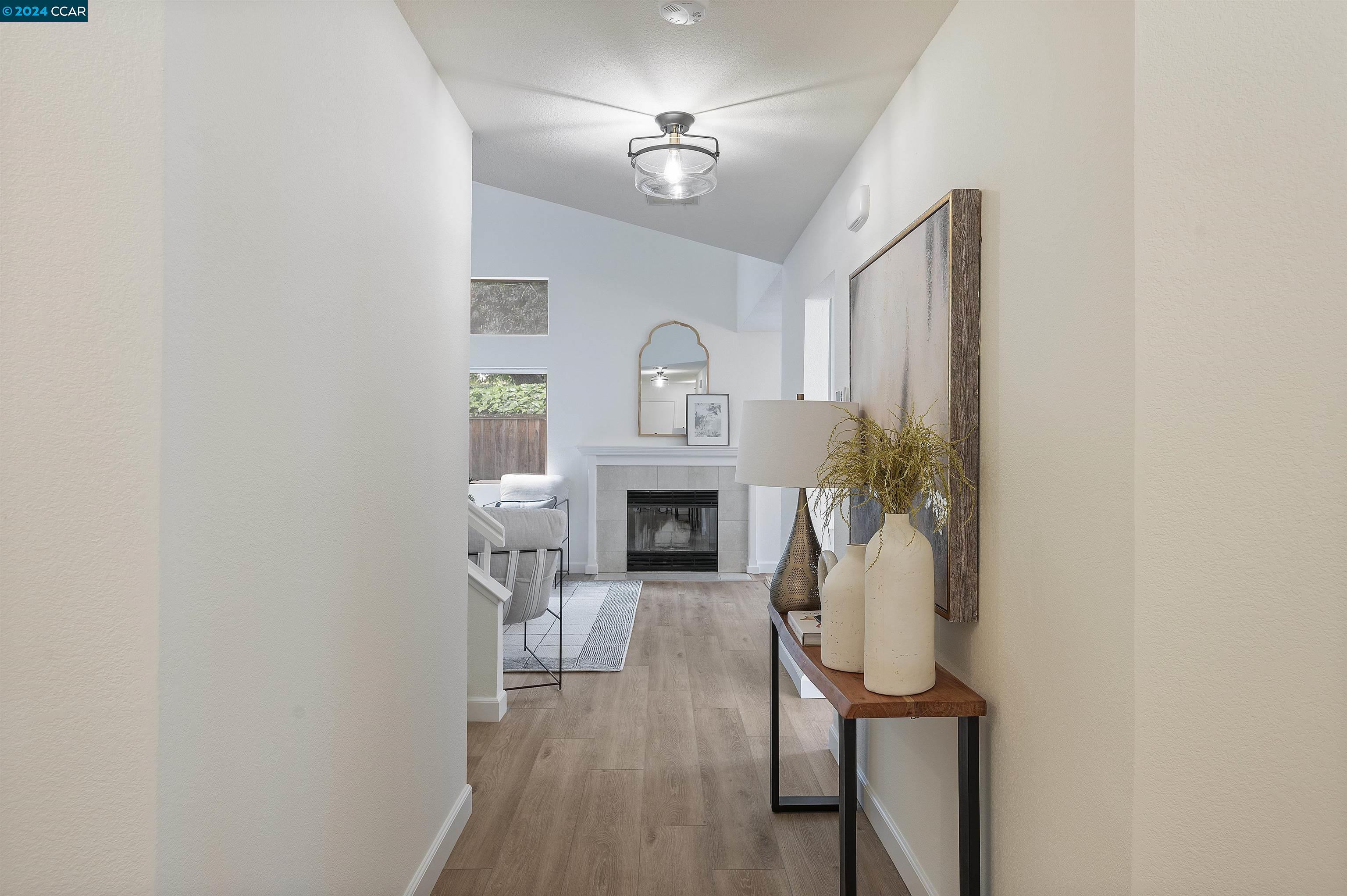 1026 Pinehurst Ct