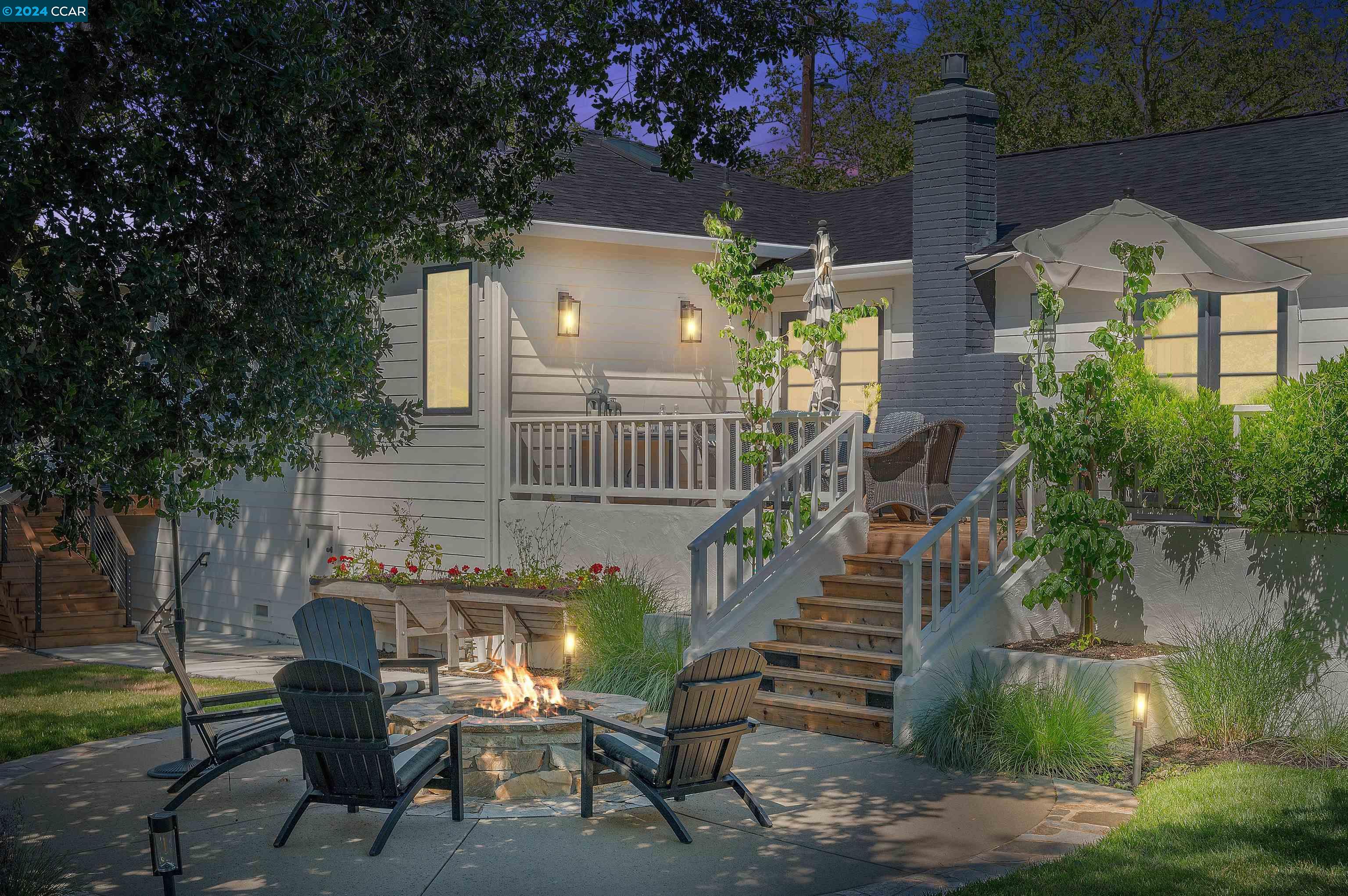 301 Sunset Rd