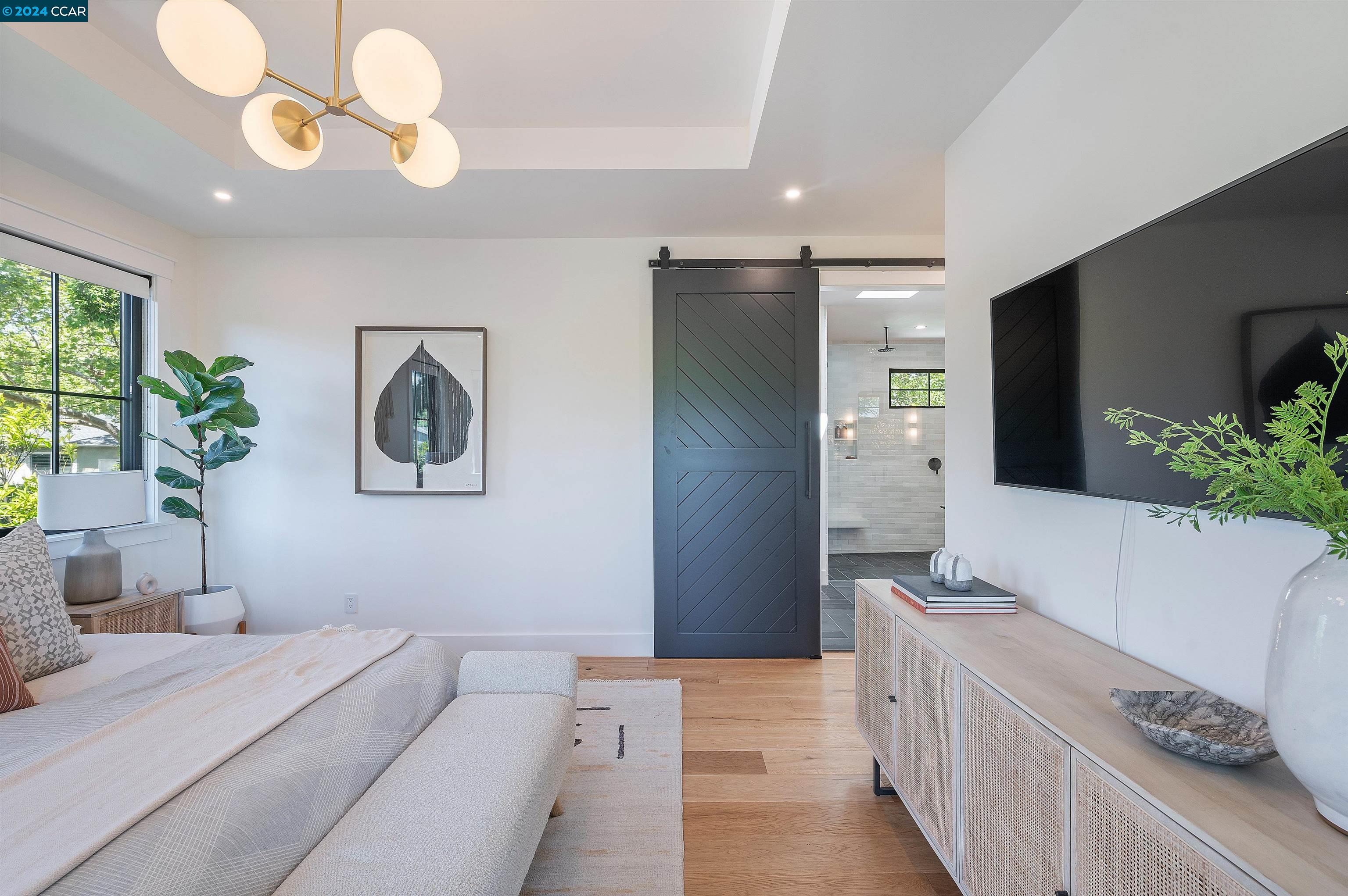 301 Sunset Rd