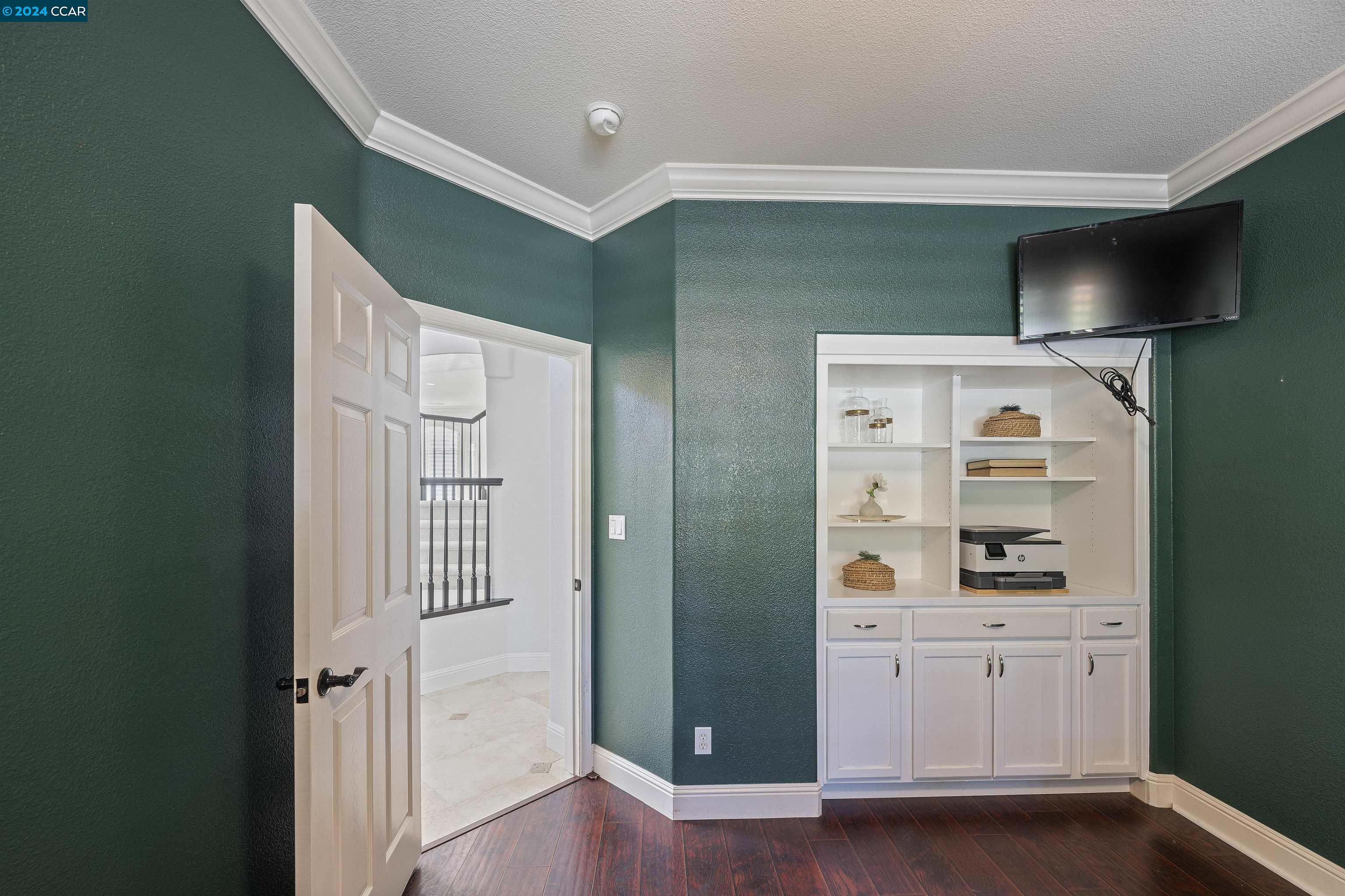 1871 Renee Way