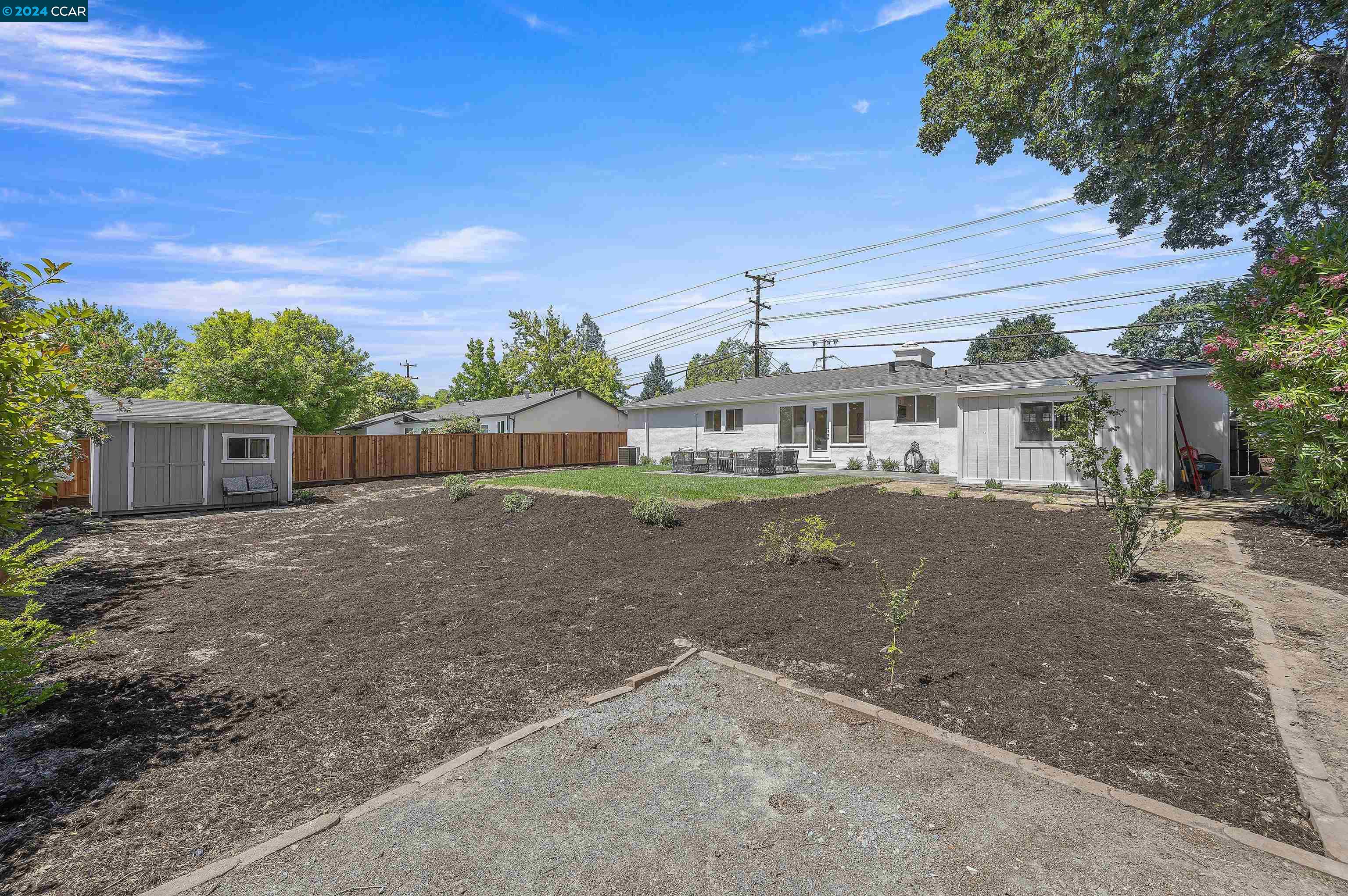 2006 Pleasant Hill Rd