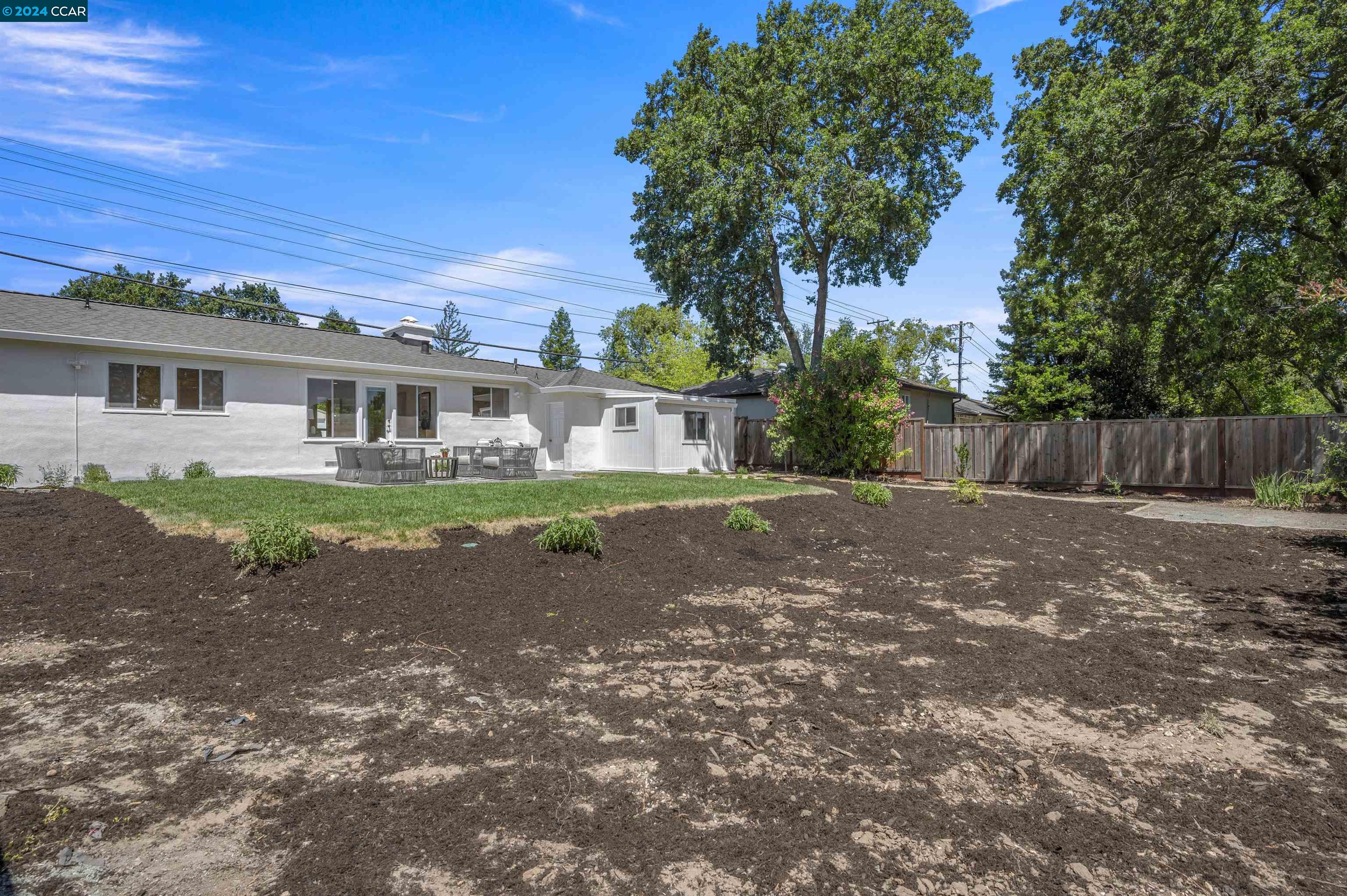 2006 Pleasant Hill Rd