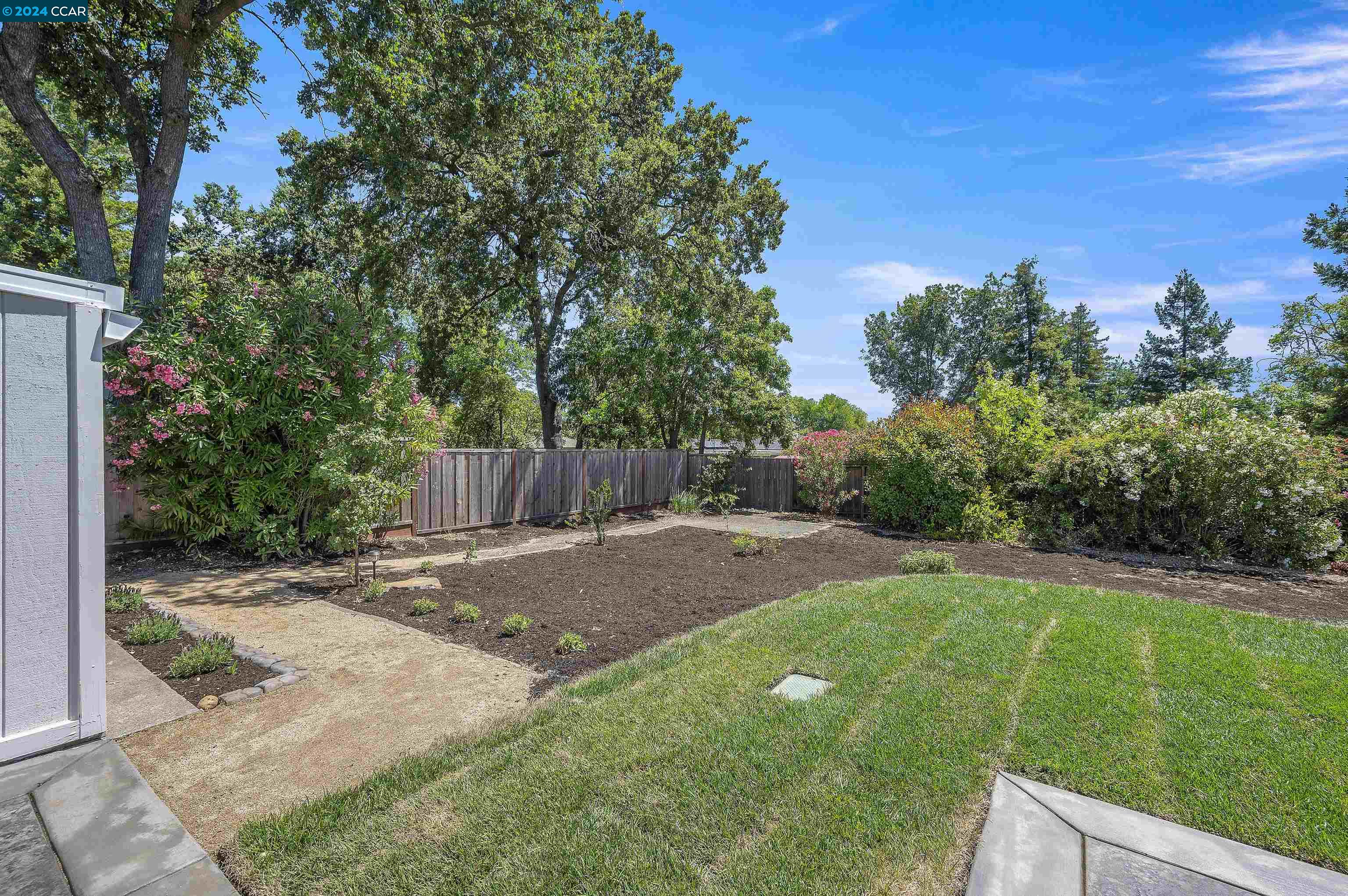 2006 Pleasant Hill Rd
