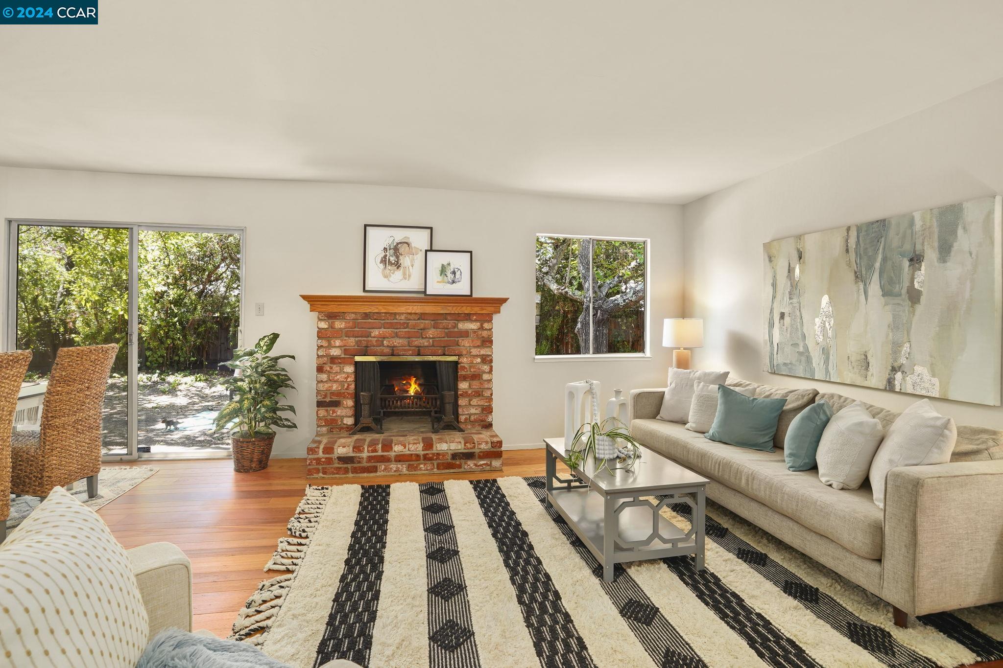 11 Swan Ct