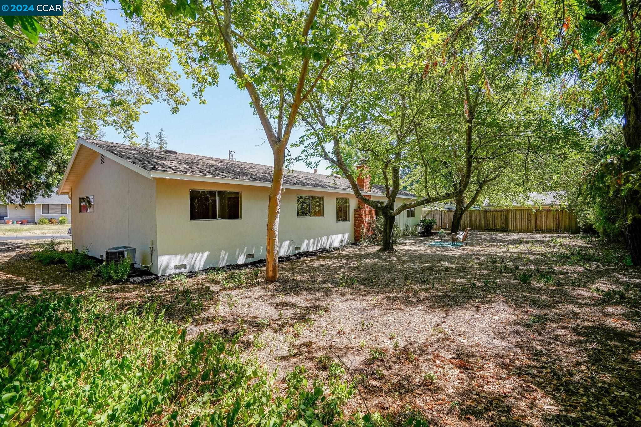 11 Swan Ct