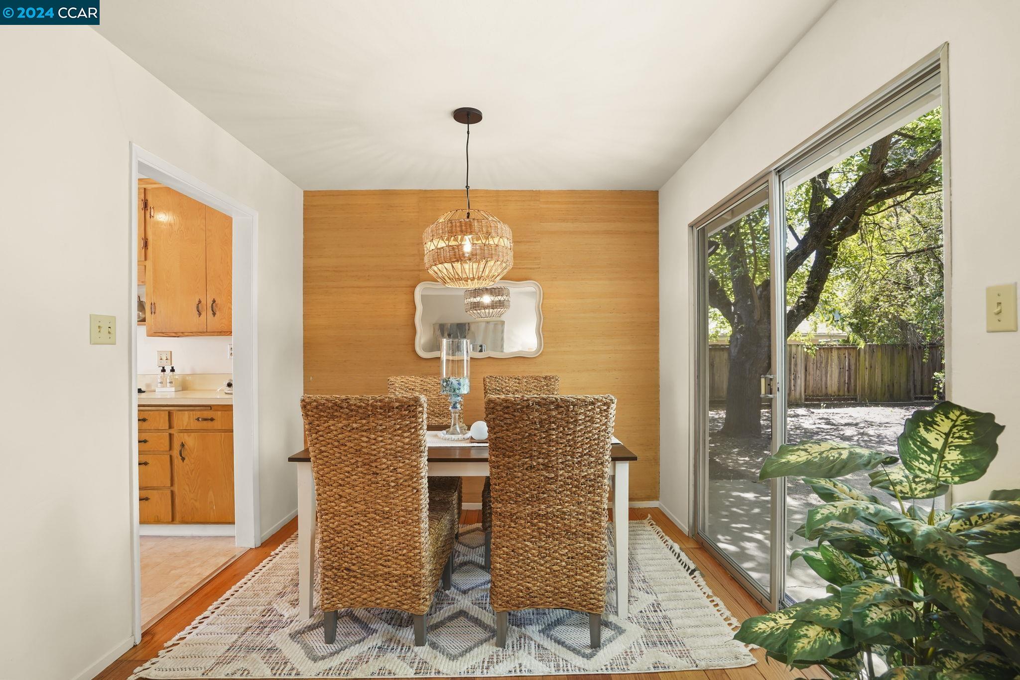 11 Swan Ct
