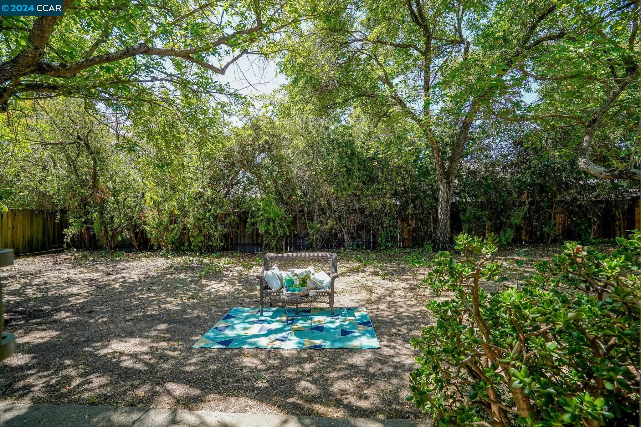 11 Swan Ct
