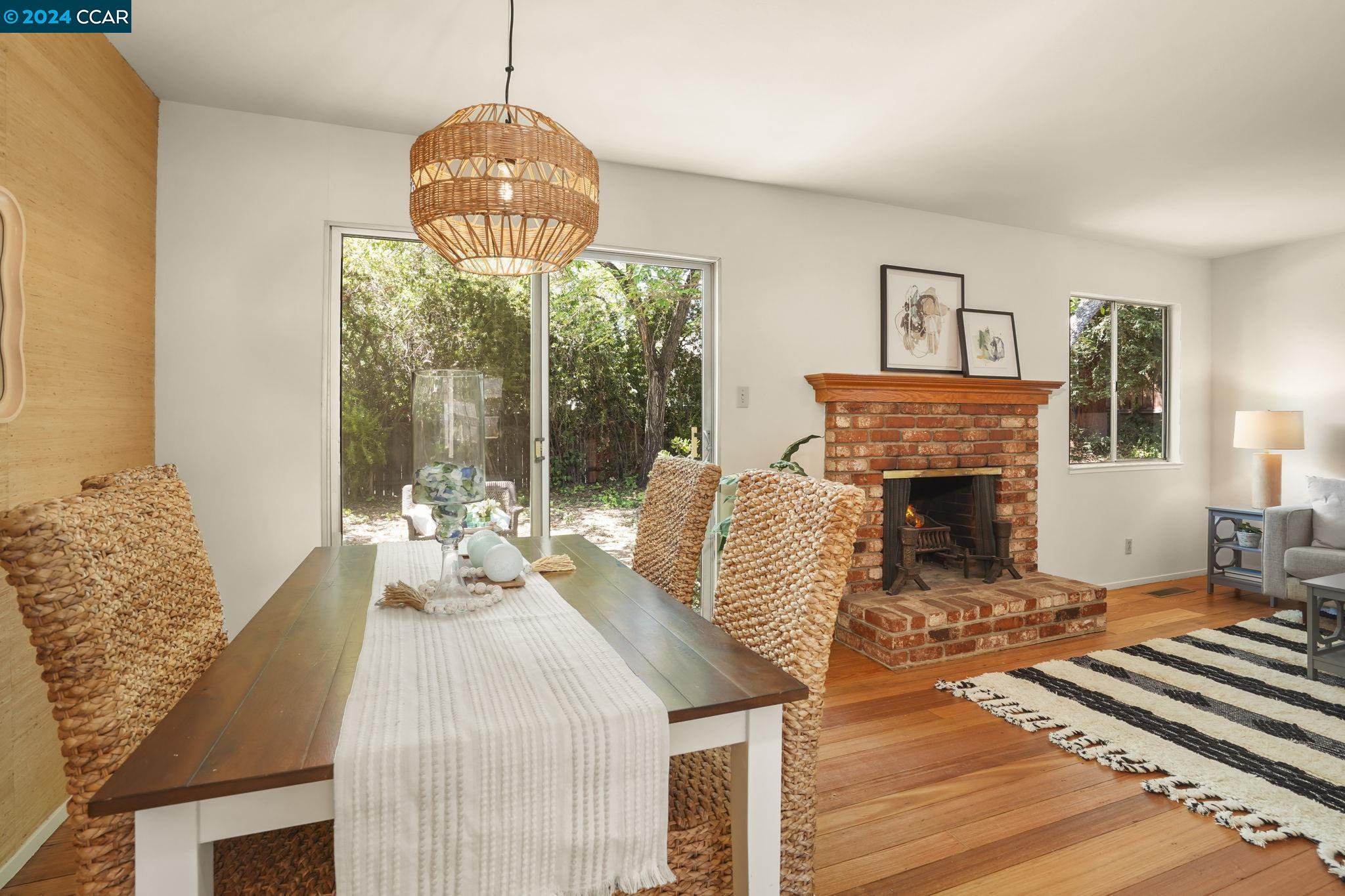 11 Swan Ct