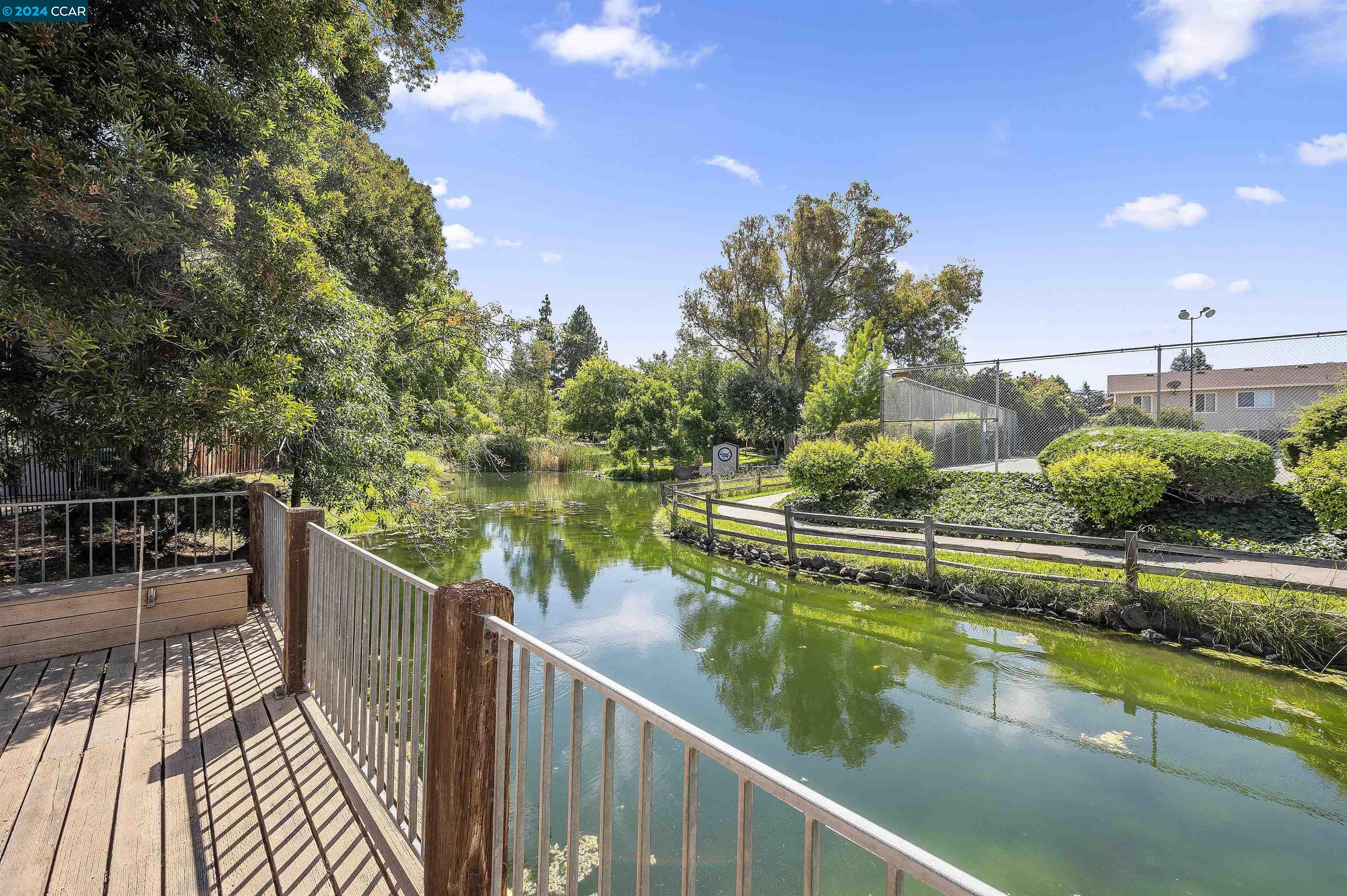 1325 Waterfall Way