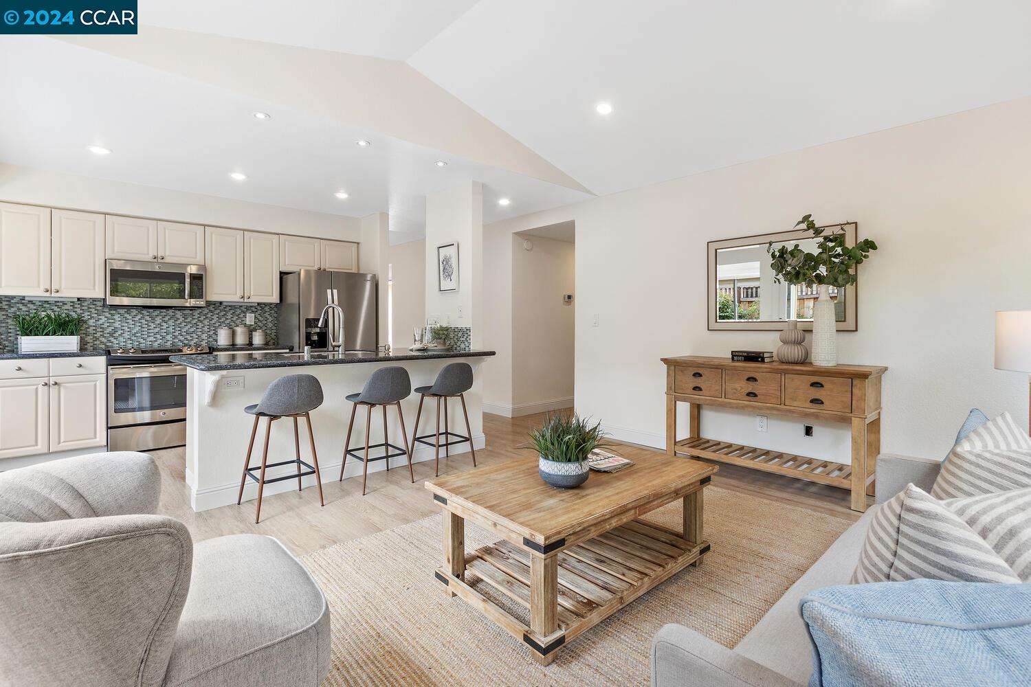 104 Mulberry Loop