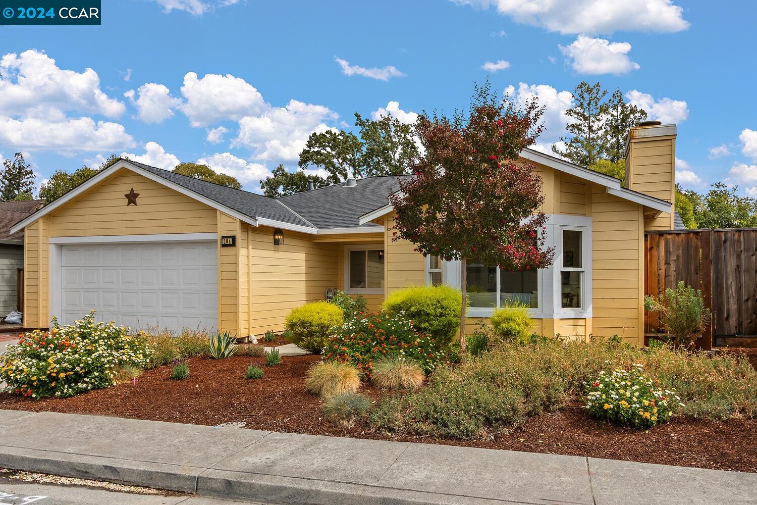 104 Mulberry Loop