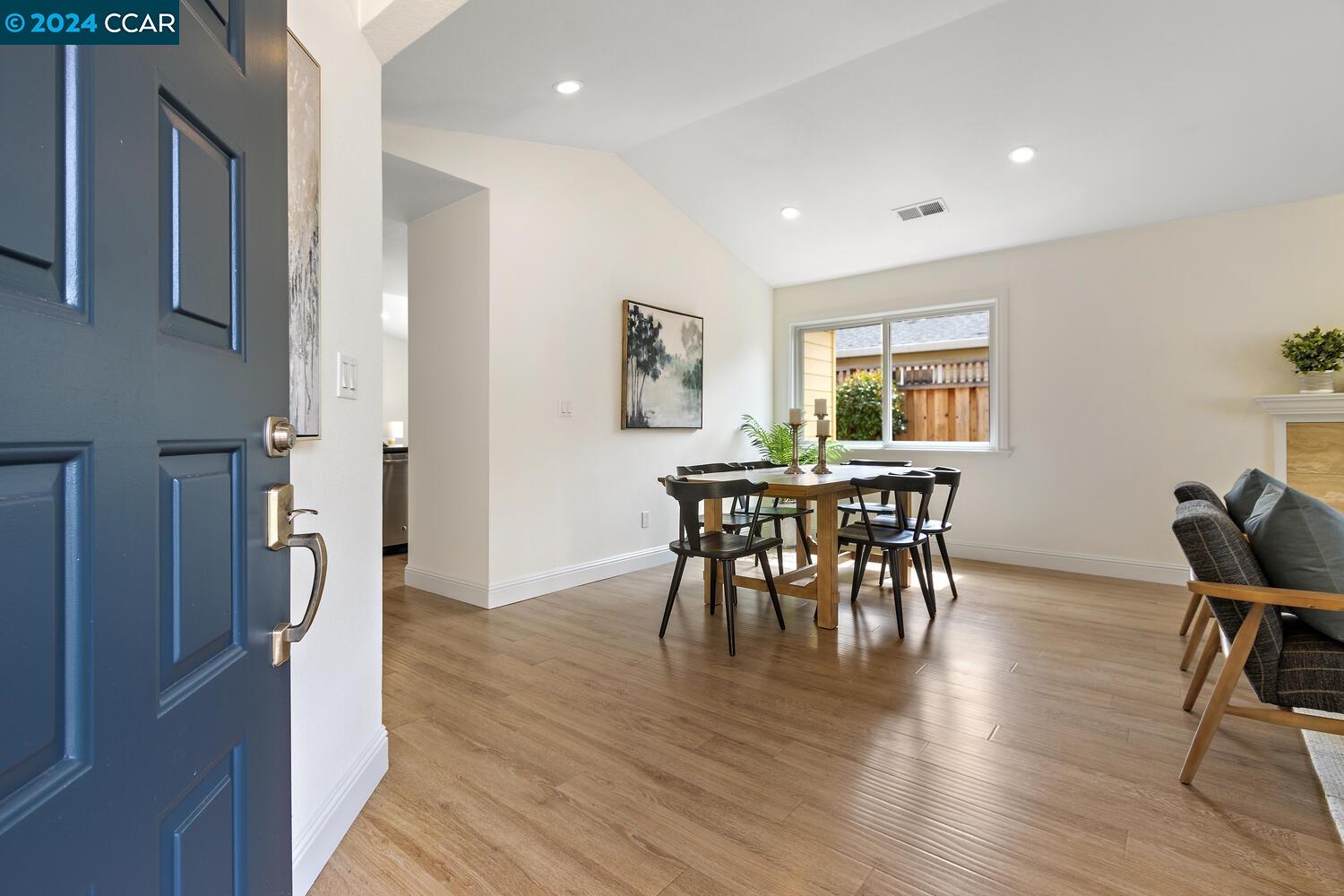 104 Mulberry Loop