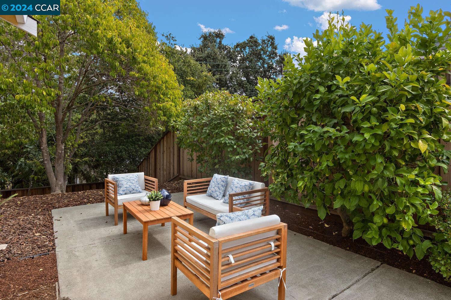 104 Mulberry Loop