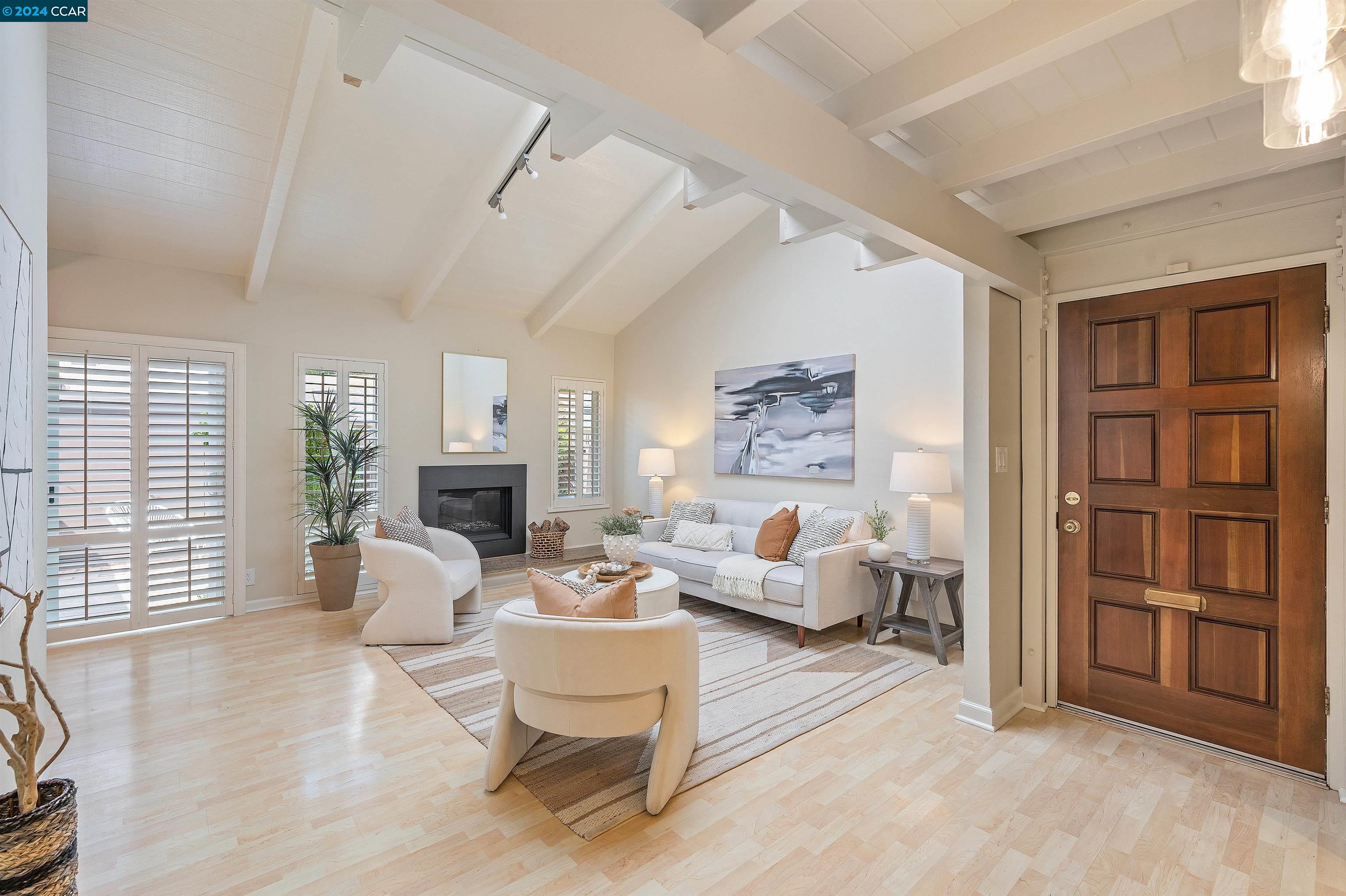 309 Westcliffe Cir