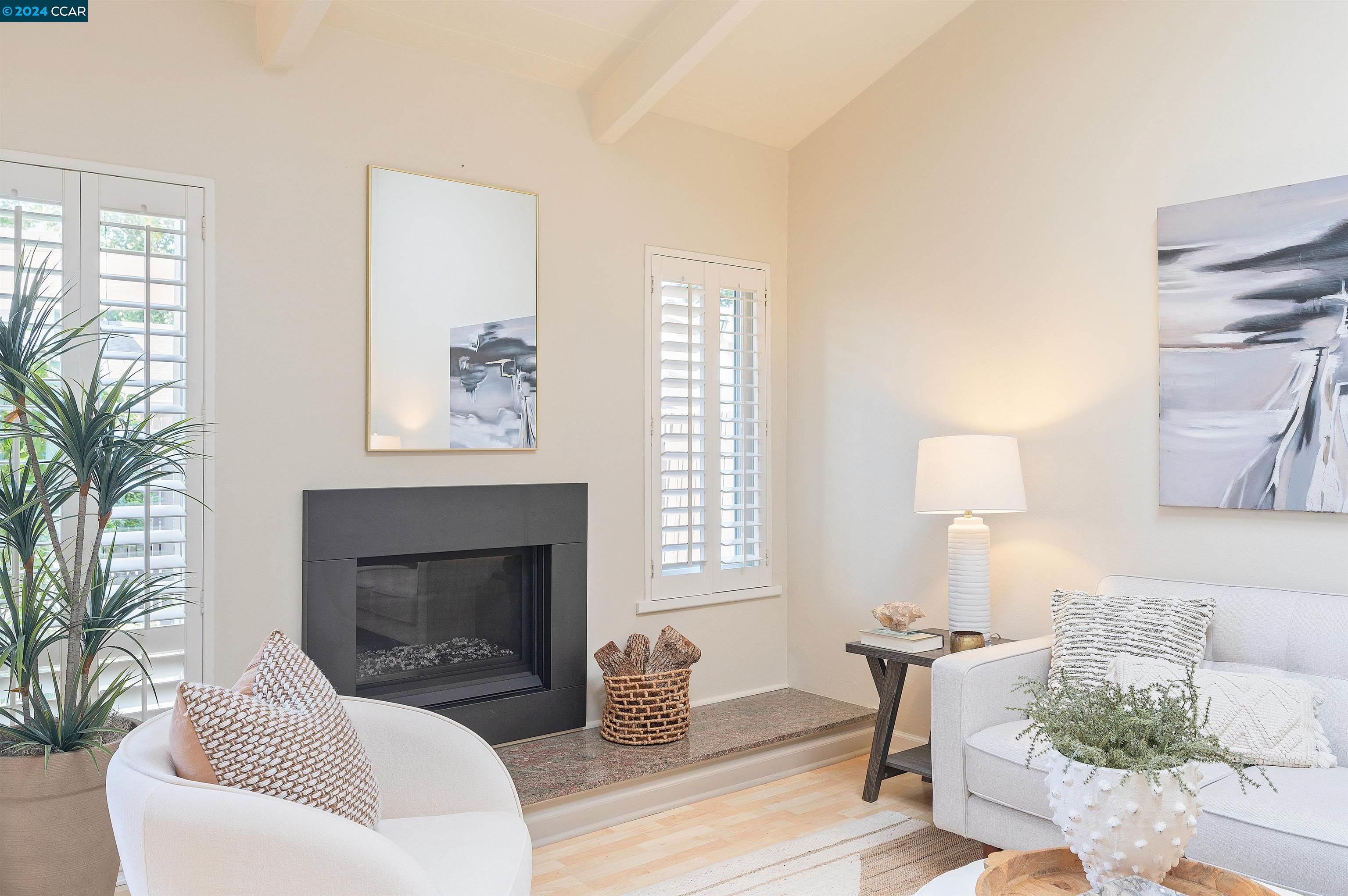 309 Westcliffe Cir