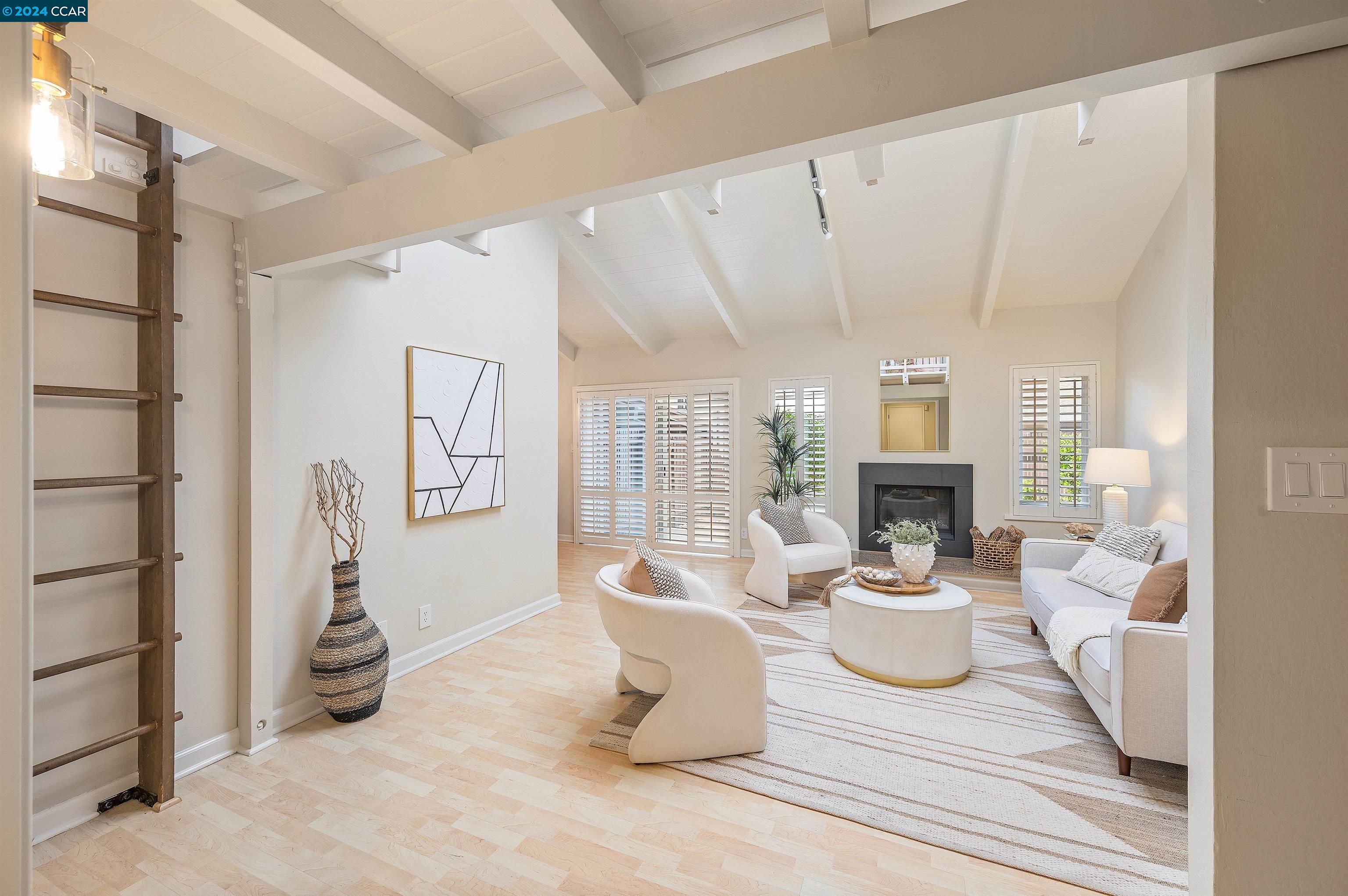 309 Westcliffe Cir