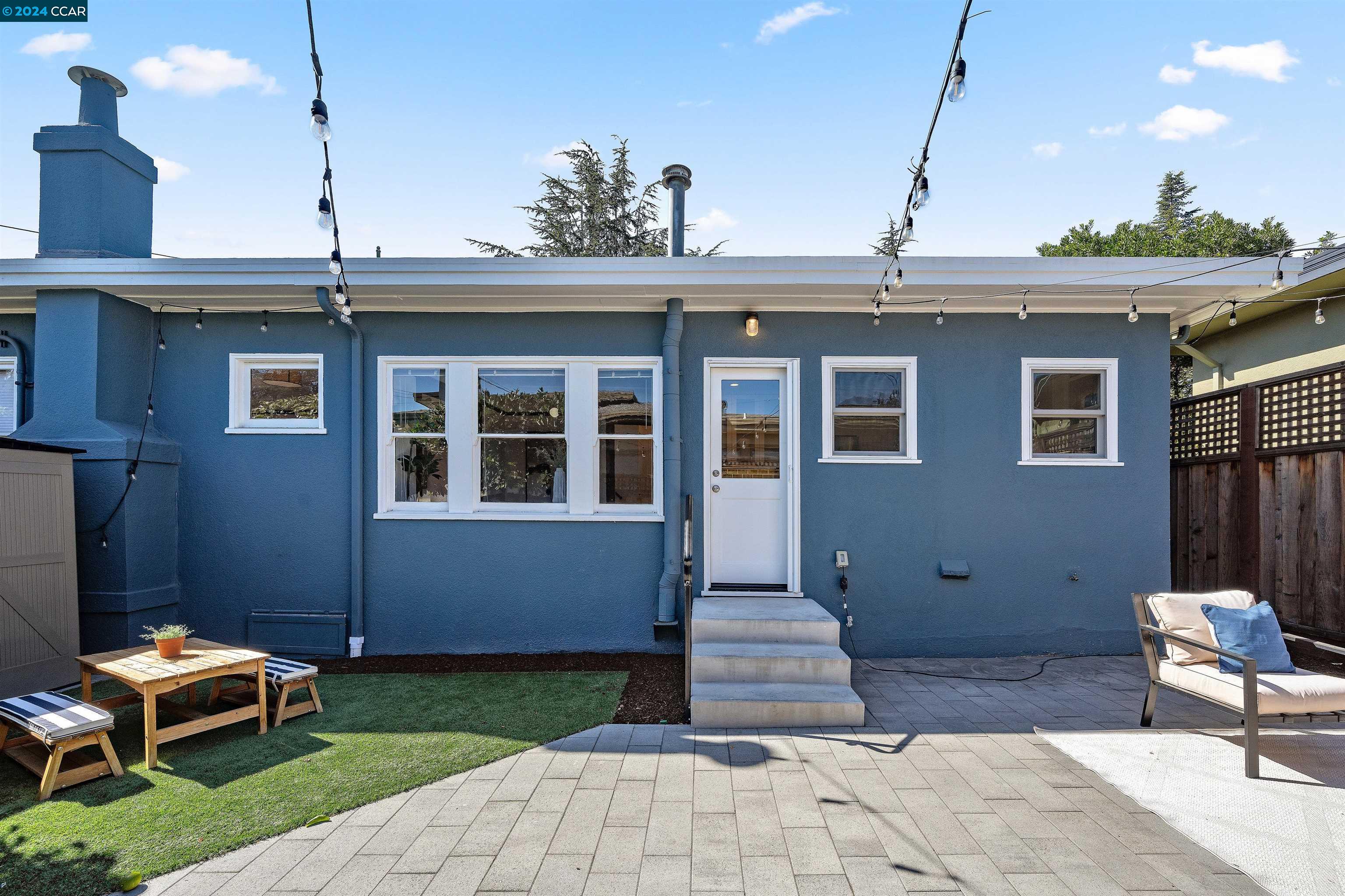4401 Pleasant Valley Ct