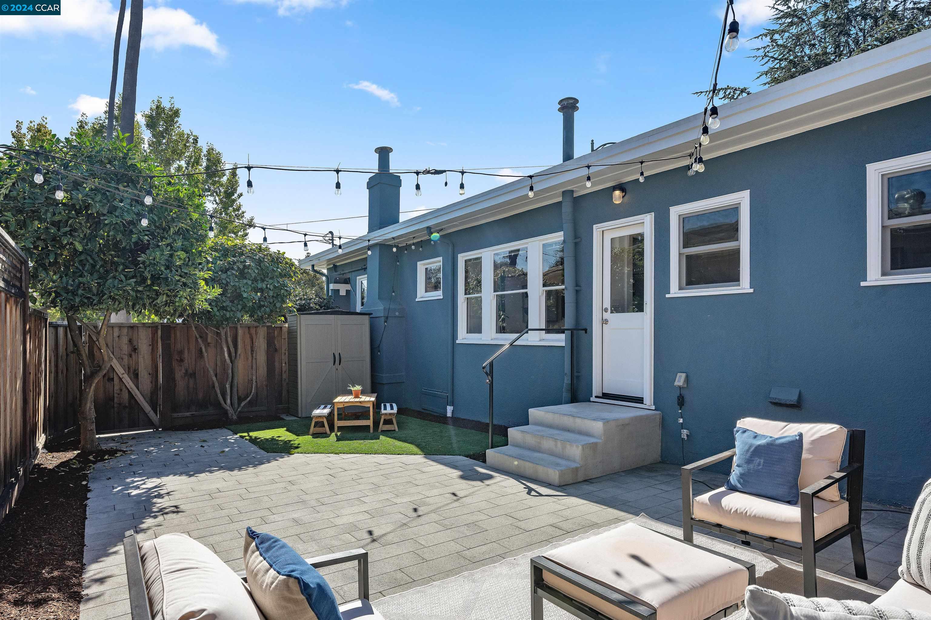 4401 Pleasant Valley Ct