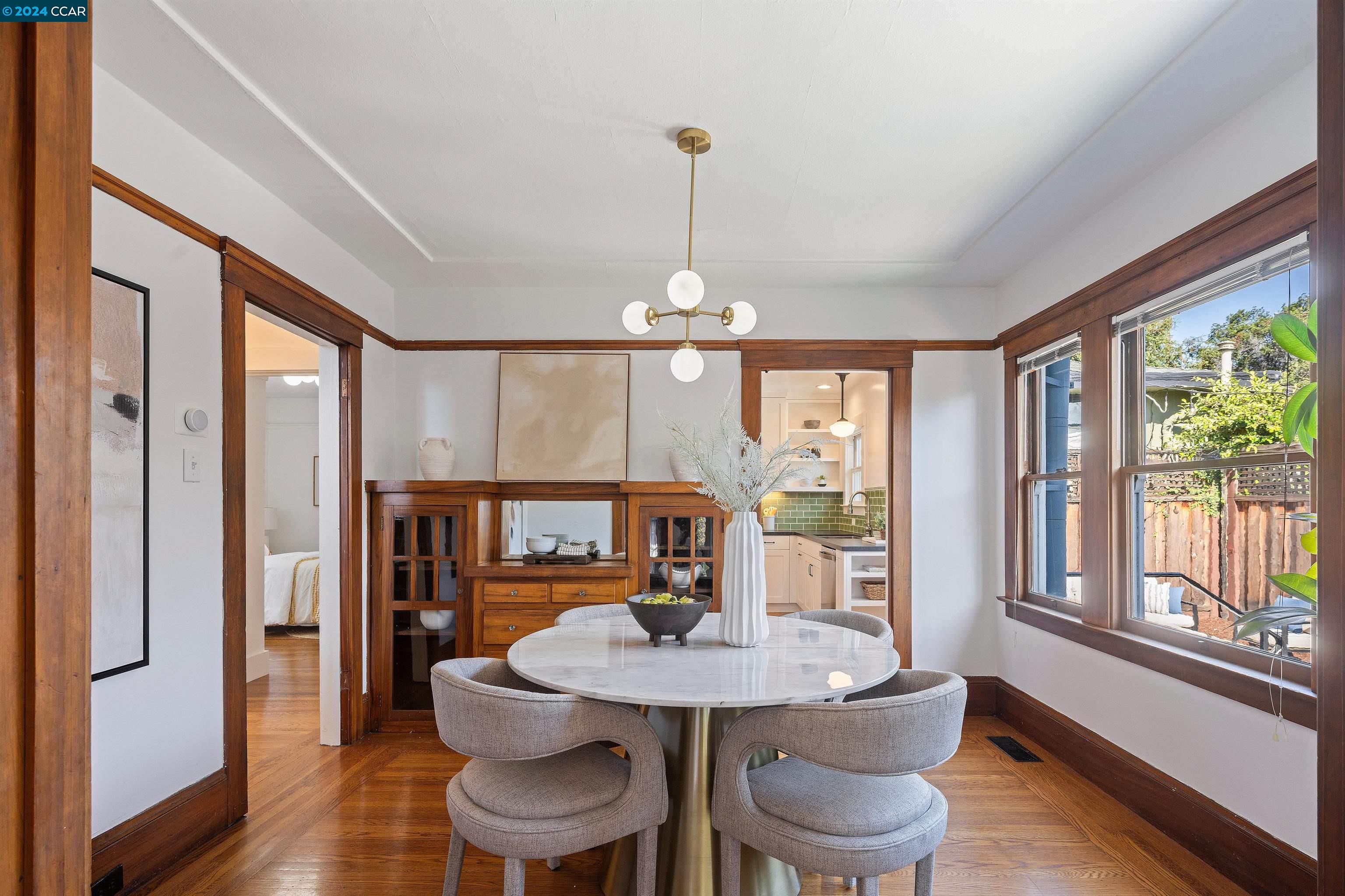 4401 Pleasant Valley Ct
