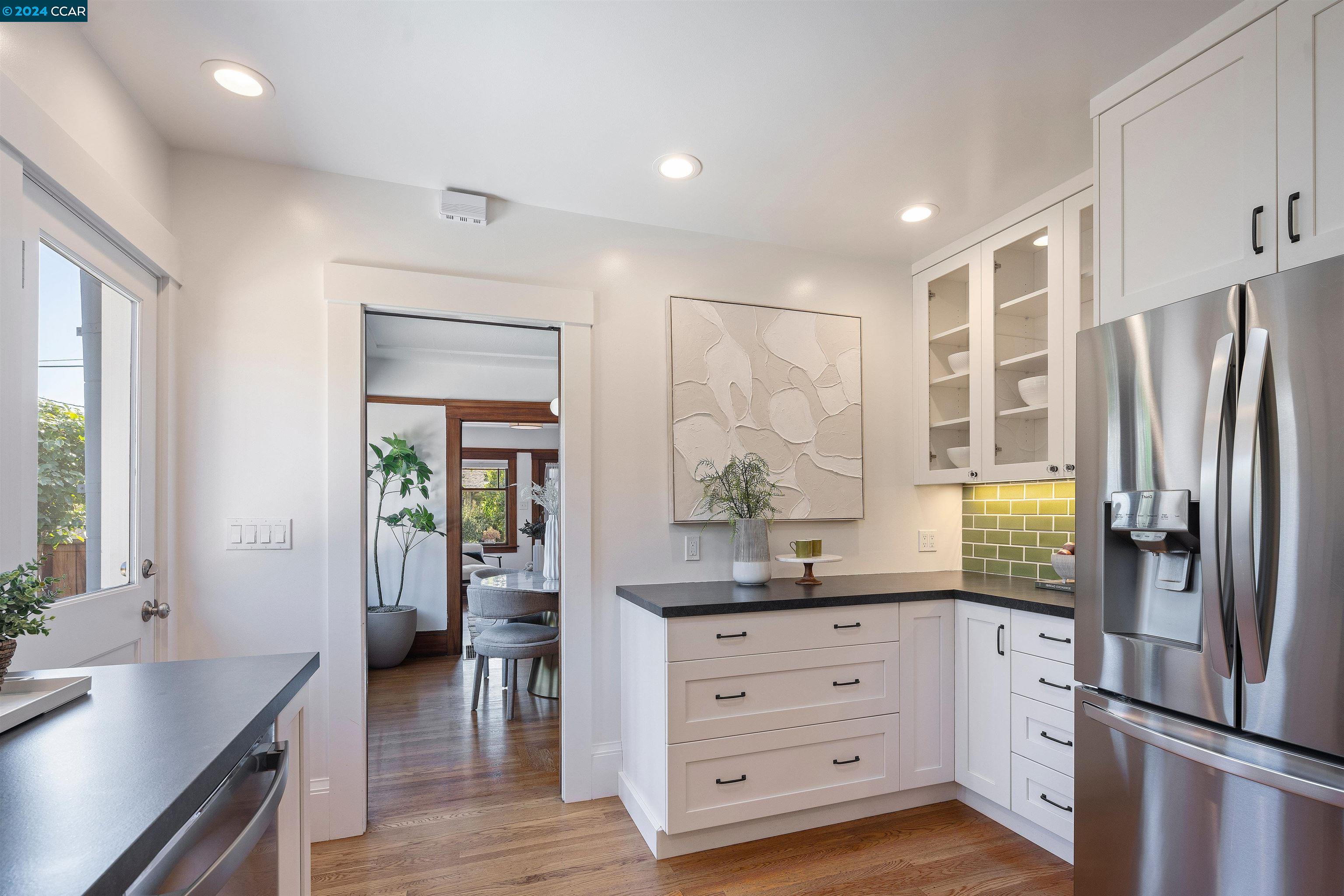 4401 Pleasant Valley Ct