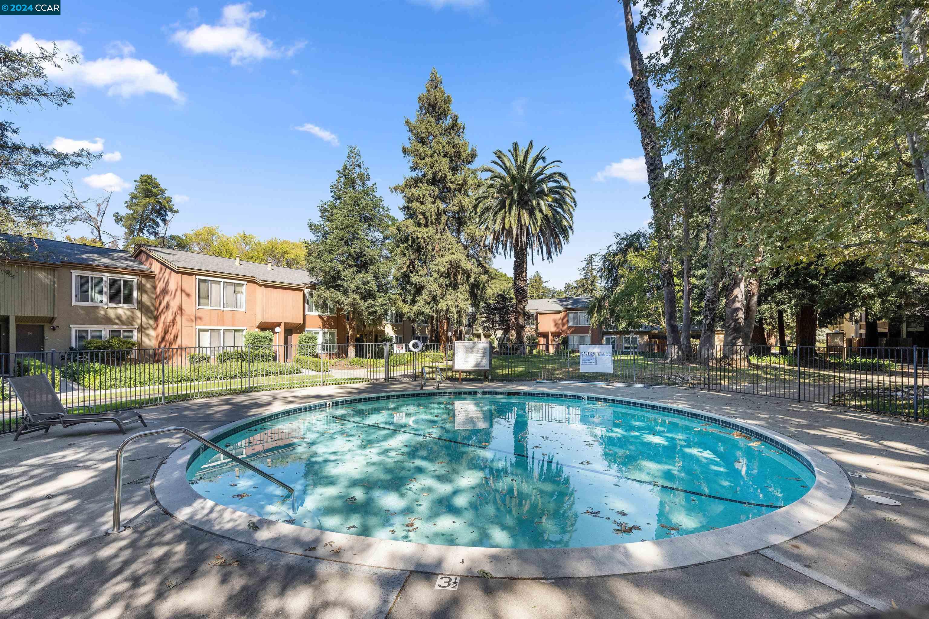 810 Oak Grove Rd # 97
