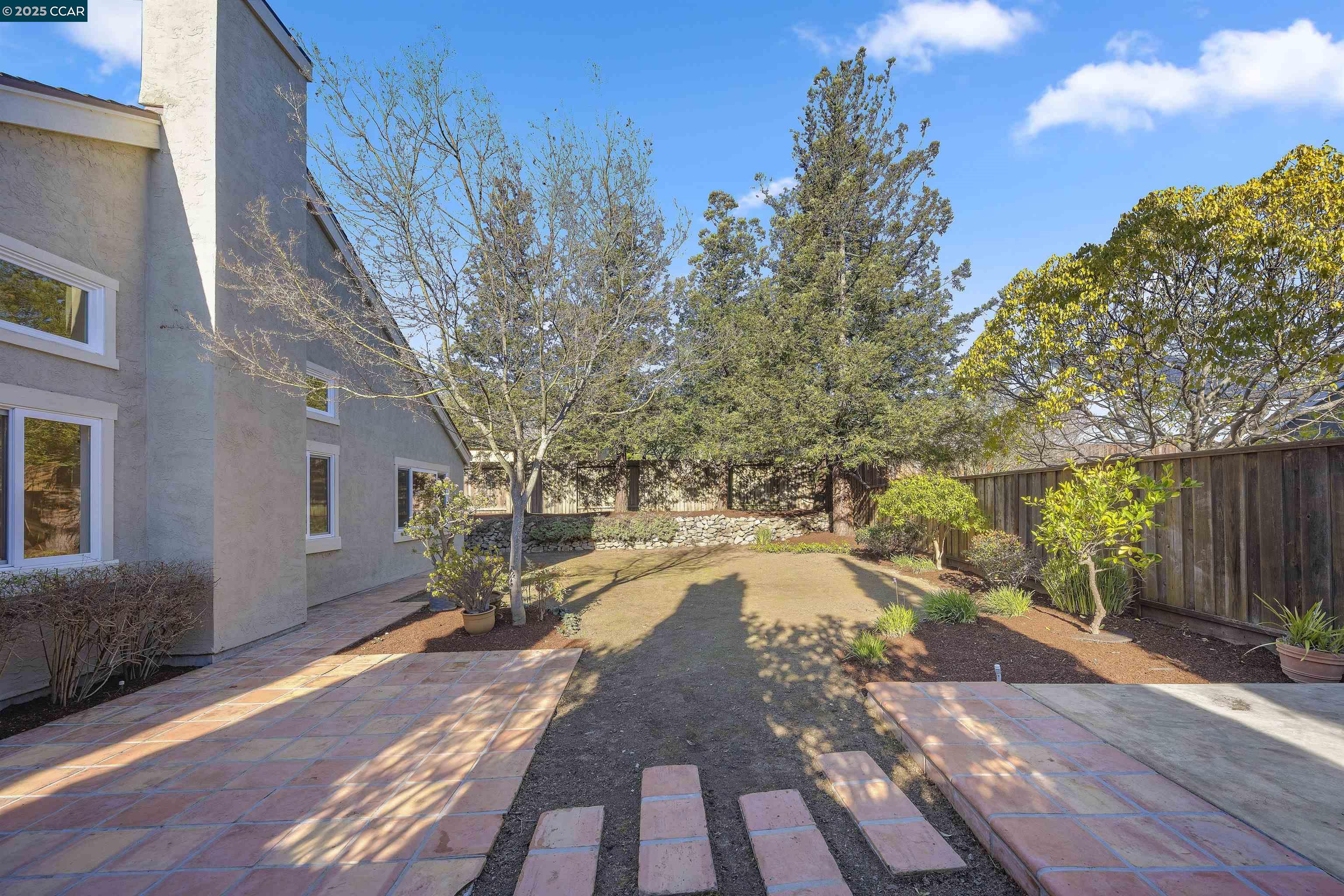 503 Zinnia Ct