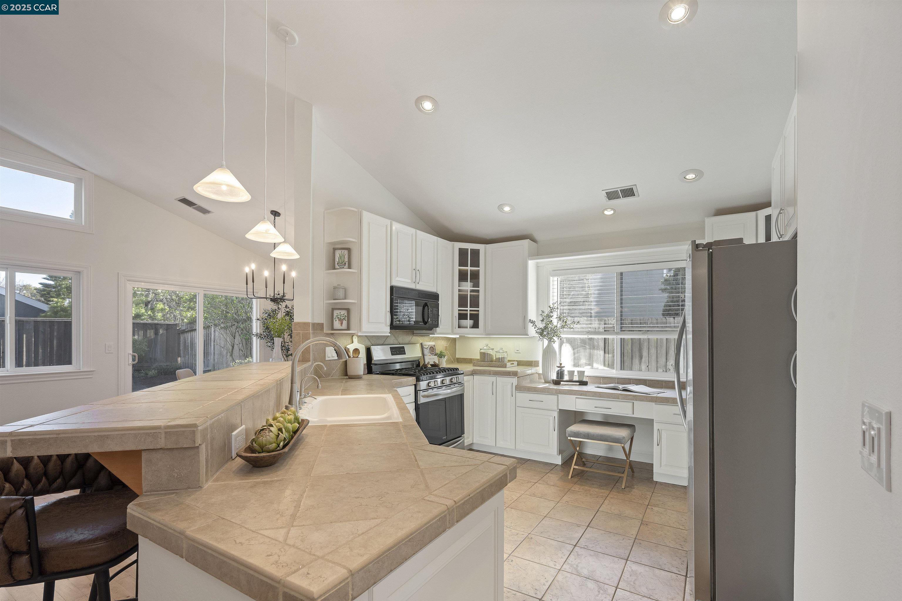 503 Zinnia Ct