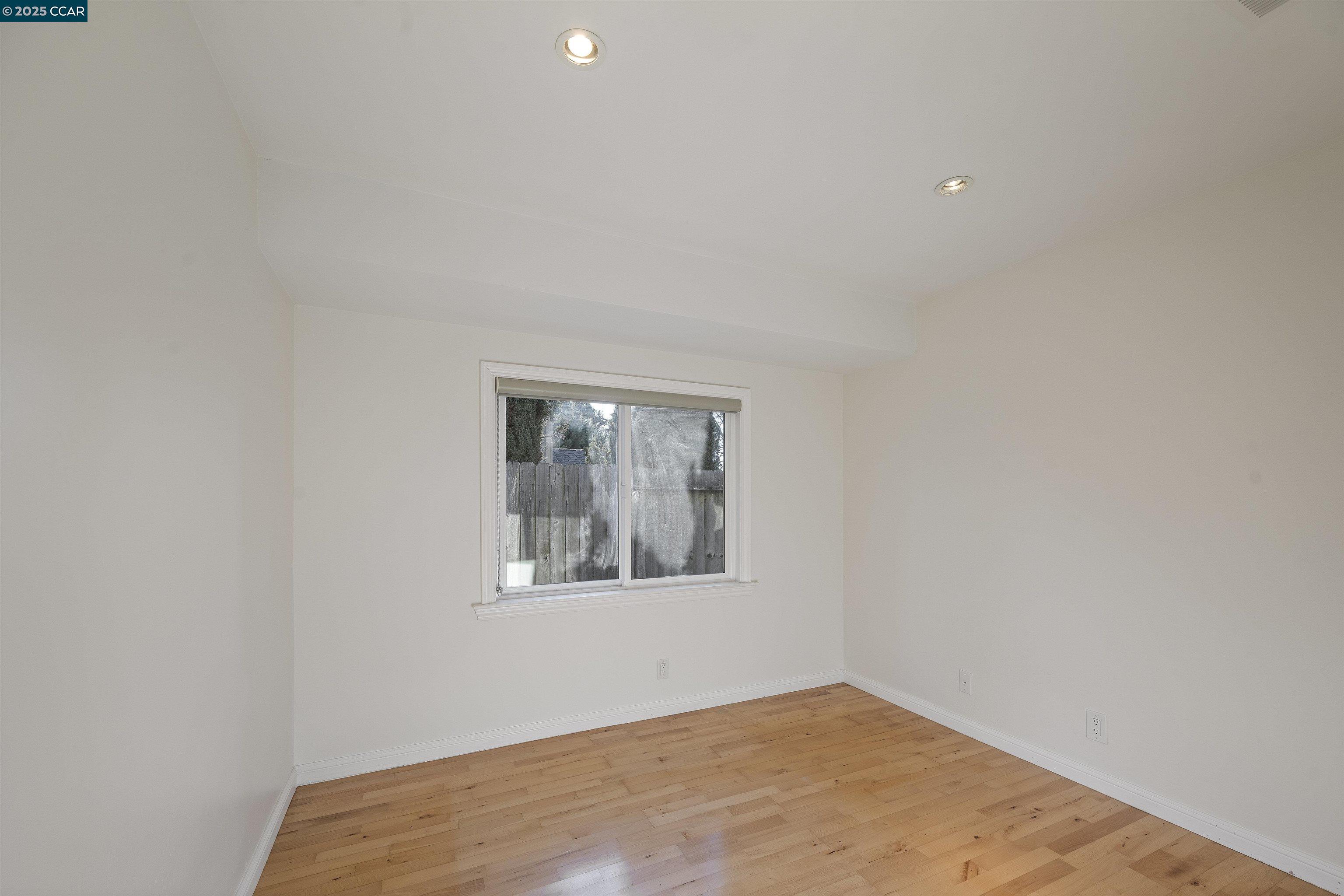 503 Zinnia Ct