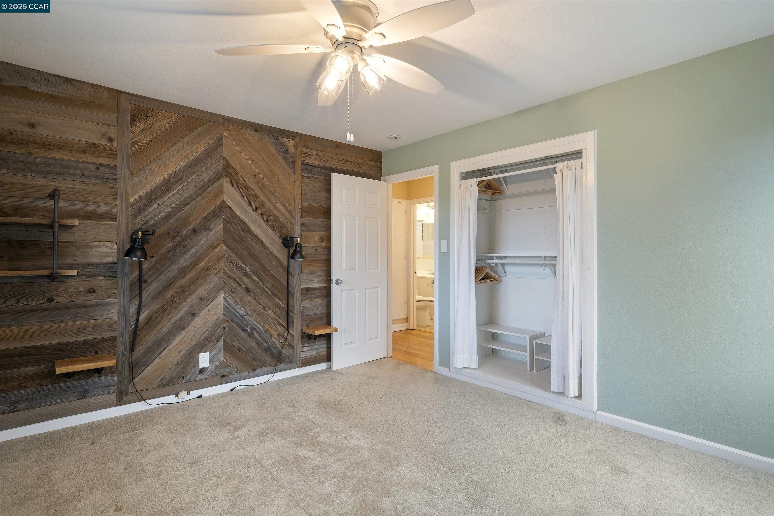 917 Laurel Way