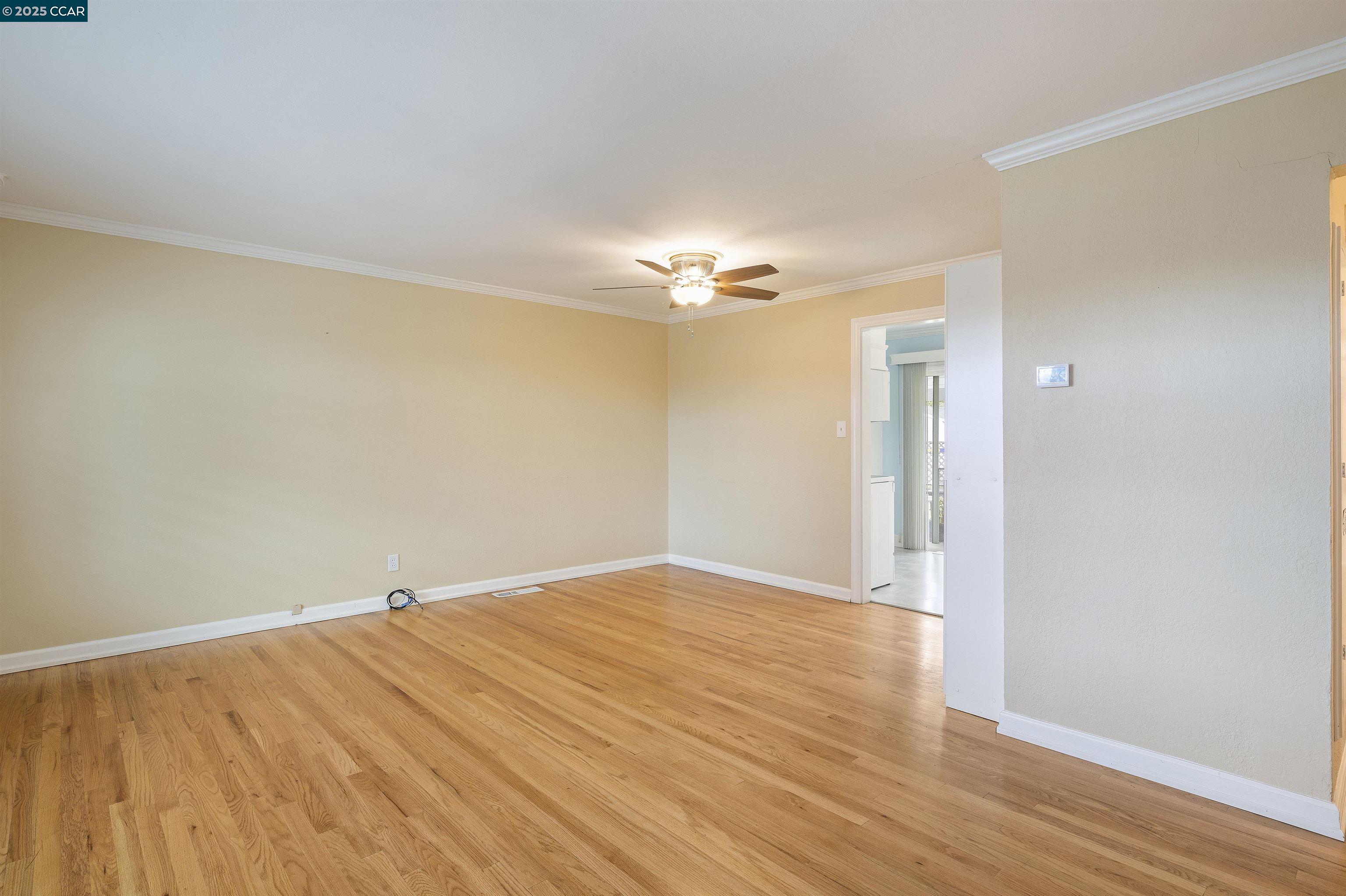 917 Laurel Way