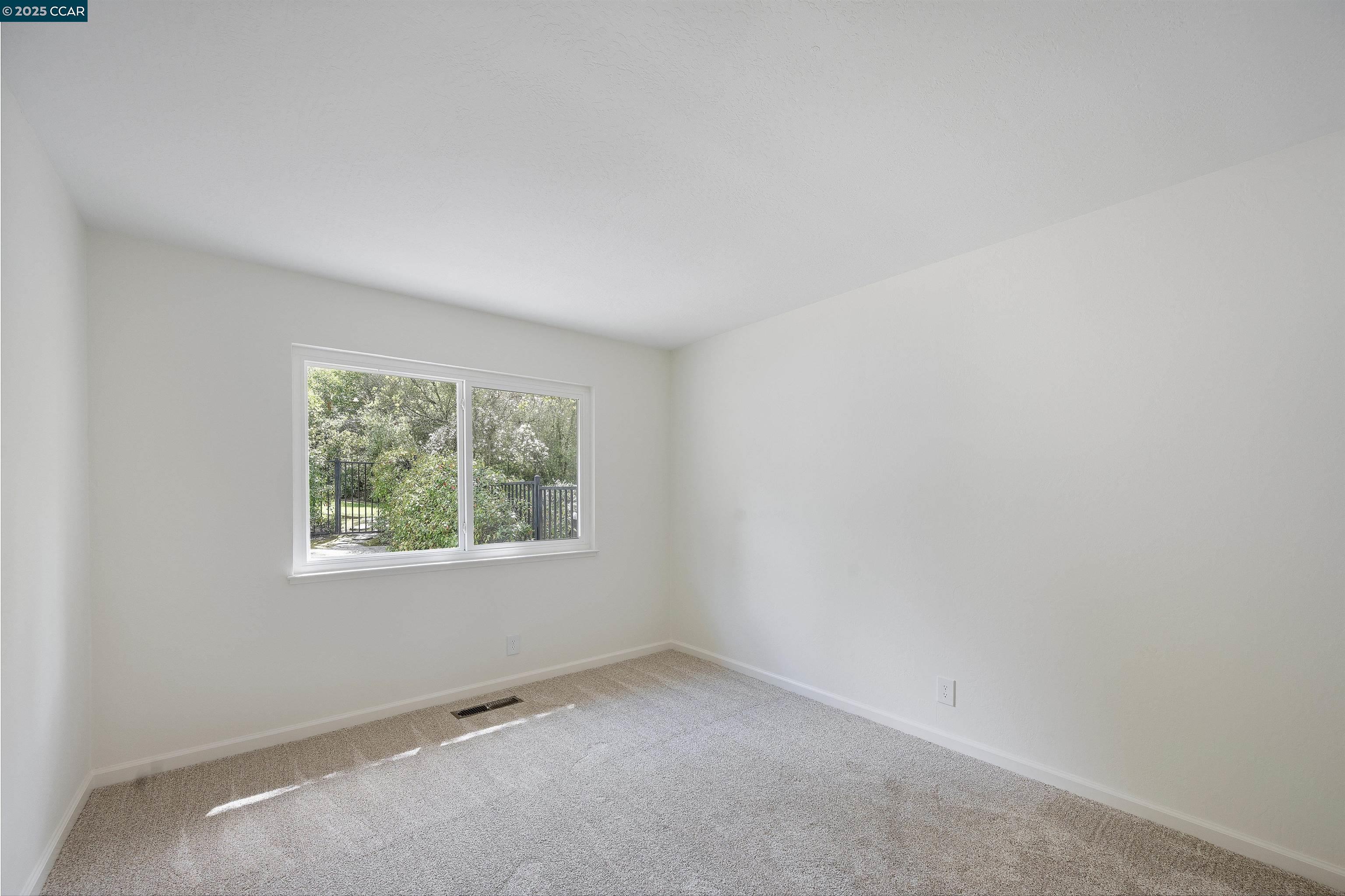 2212 Nelda Way