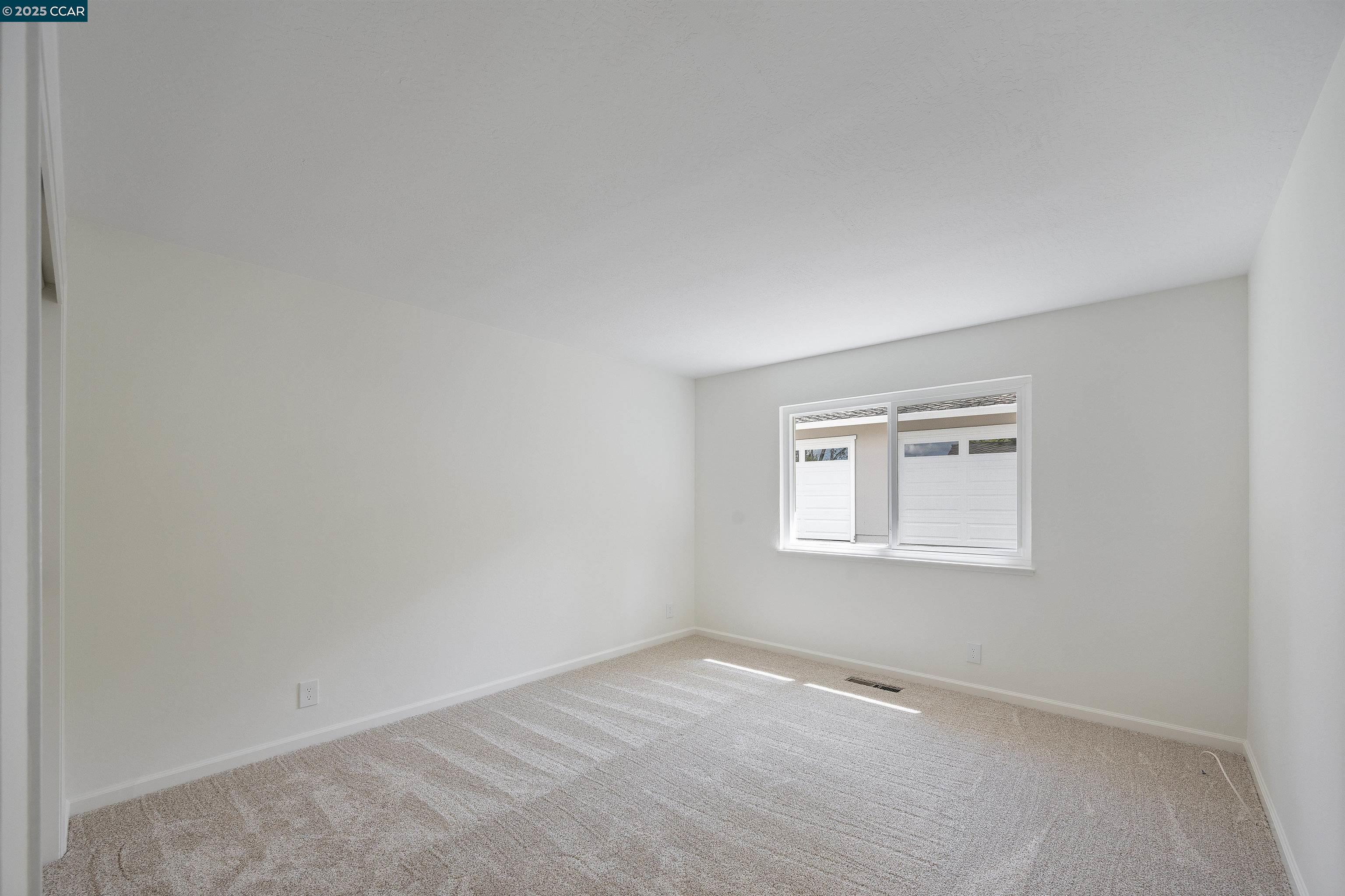 2212 Nelda Way