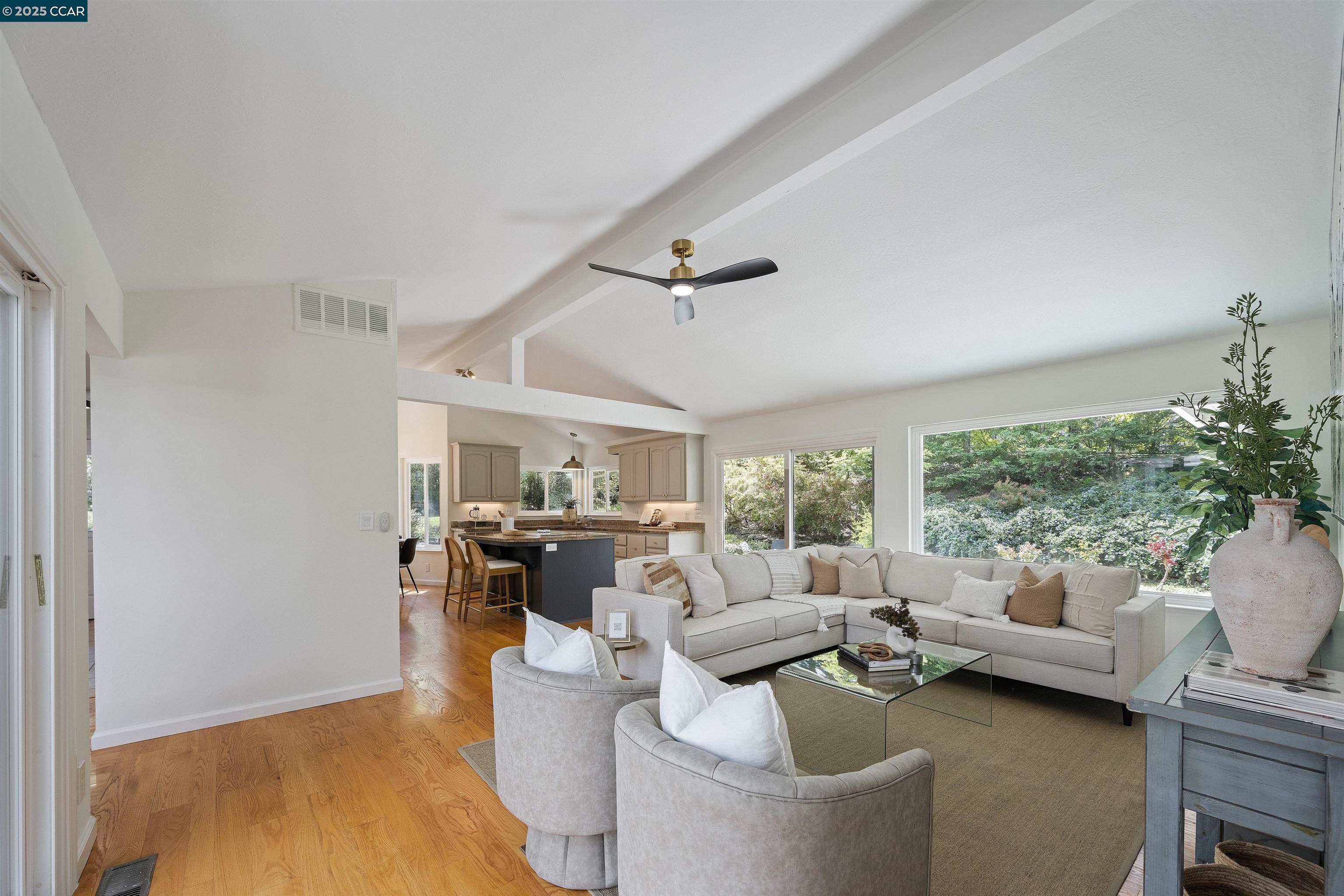 2212 Nelda Way