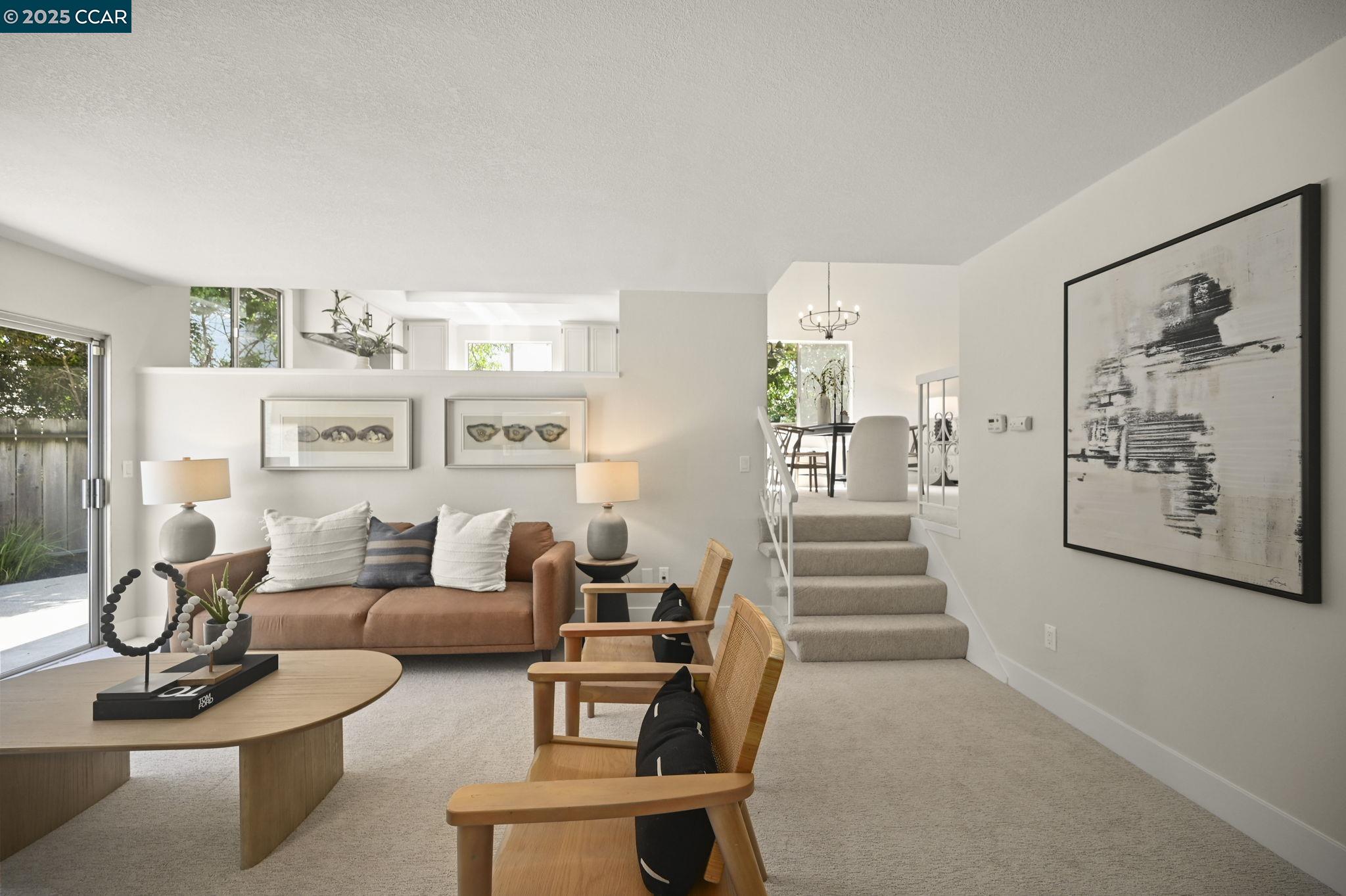 125 Laredo Ct
