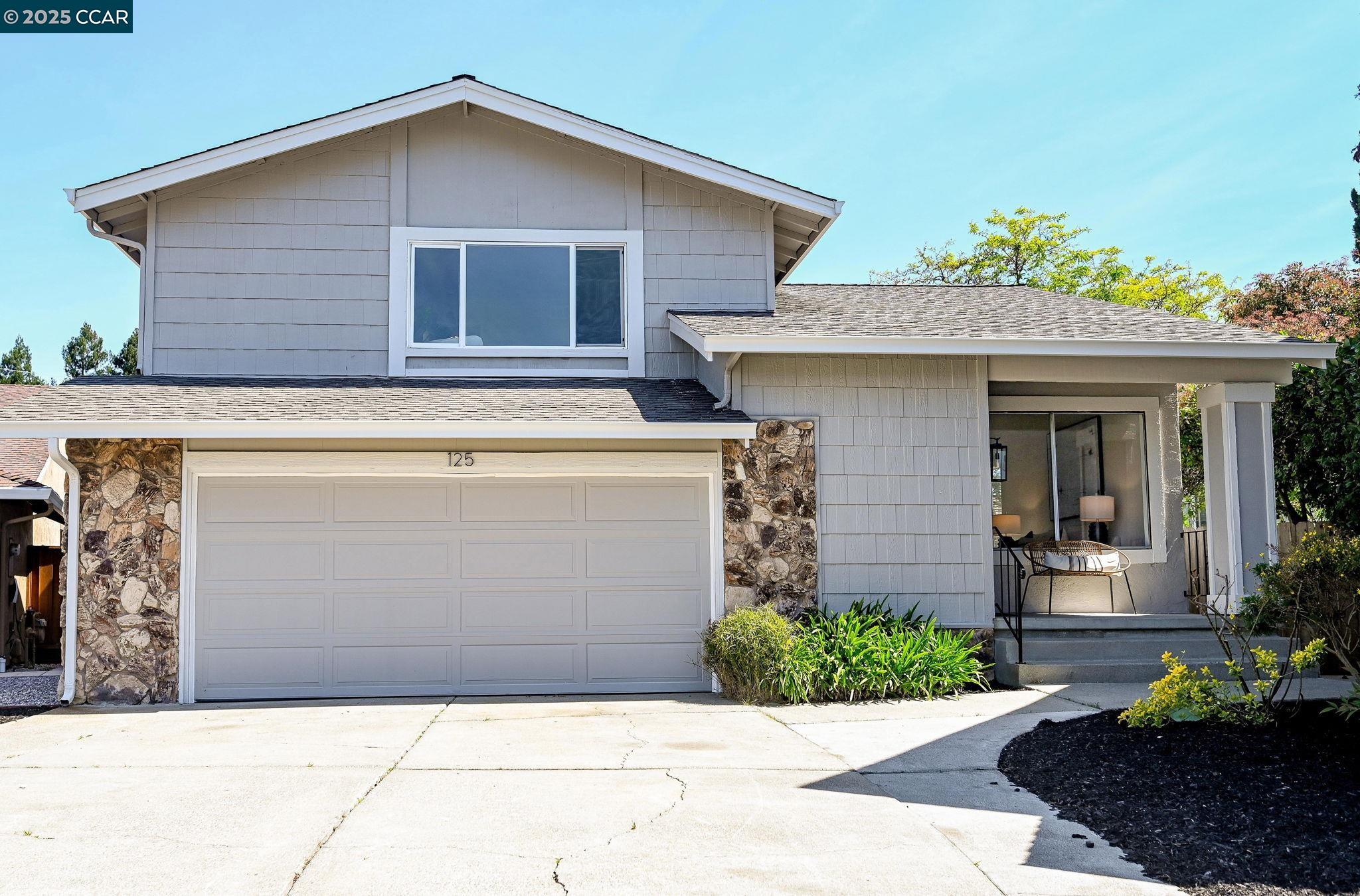 125 Laredo Ct