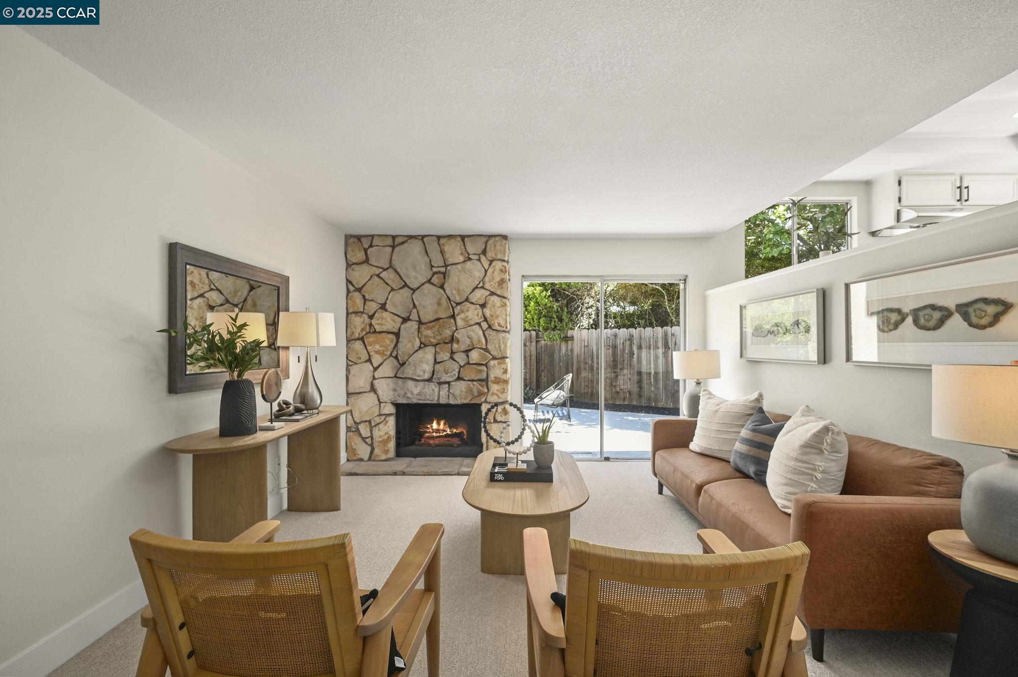 125 Laredo Ct