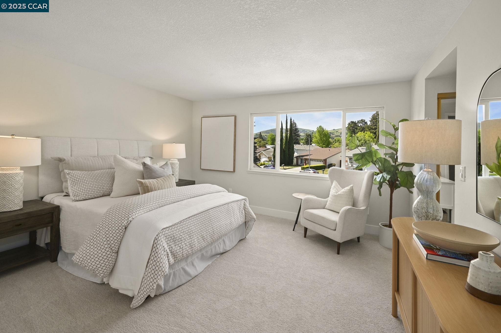 125 Laredo Ct