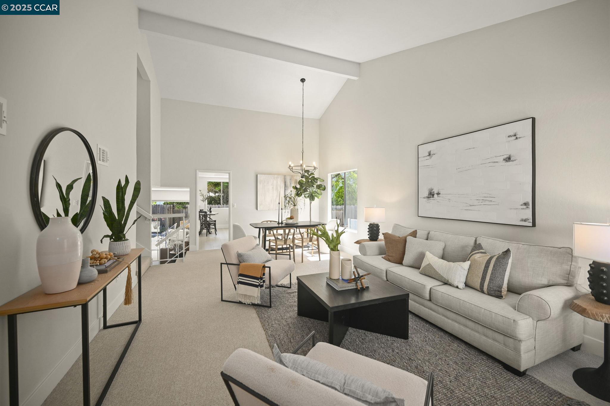 125 Laredo Ct