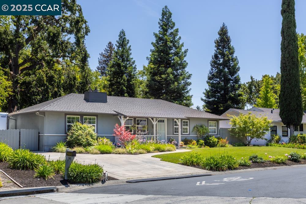 506 Shelly Dr