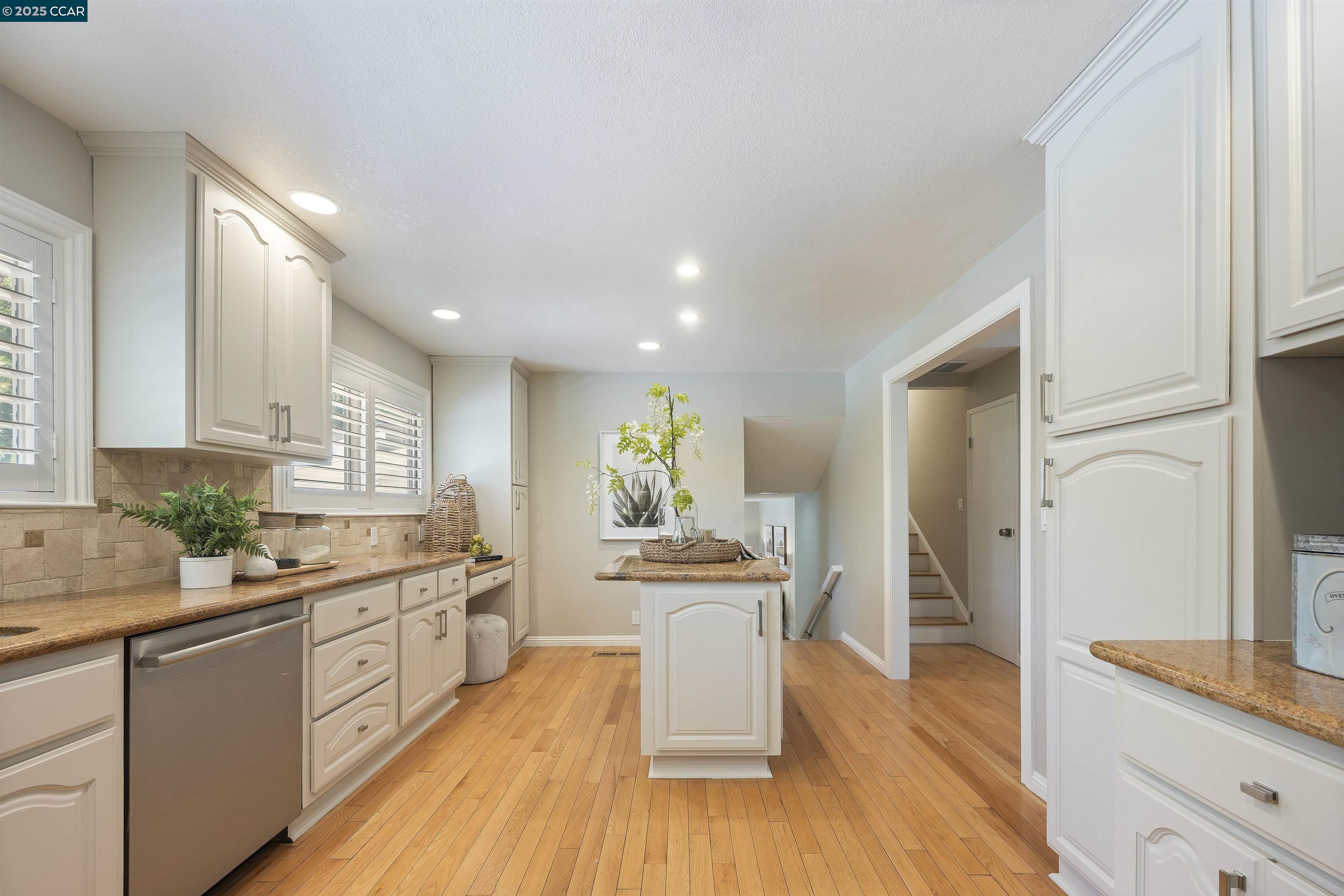 14 Dublin Ct
