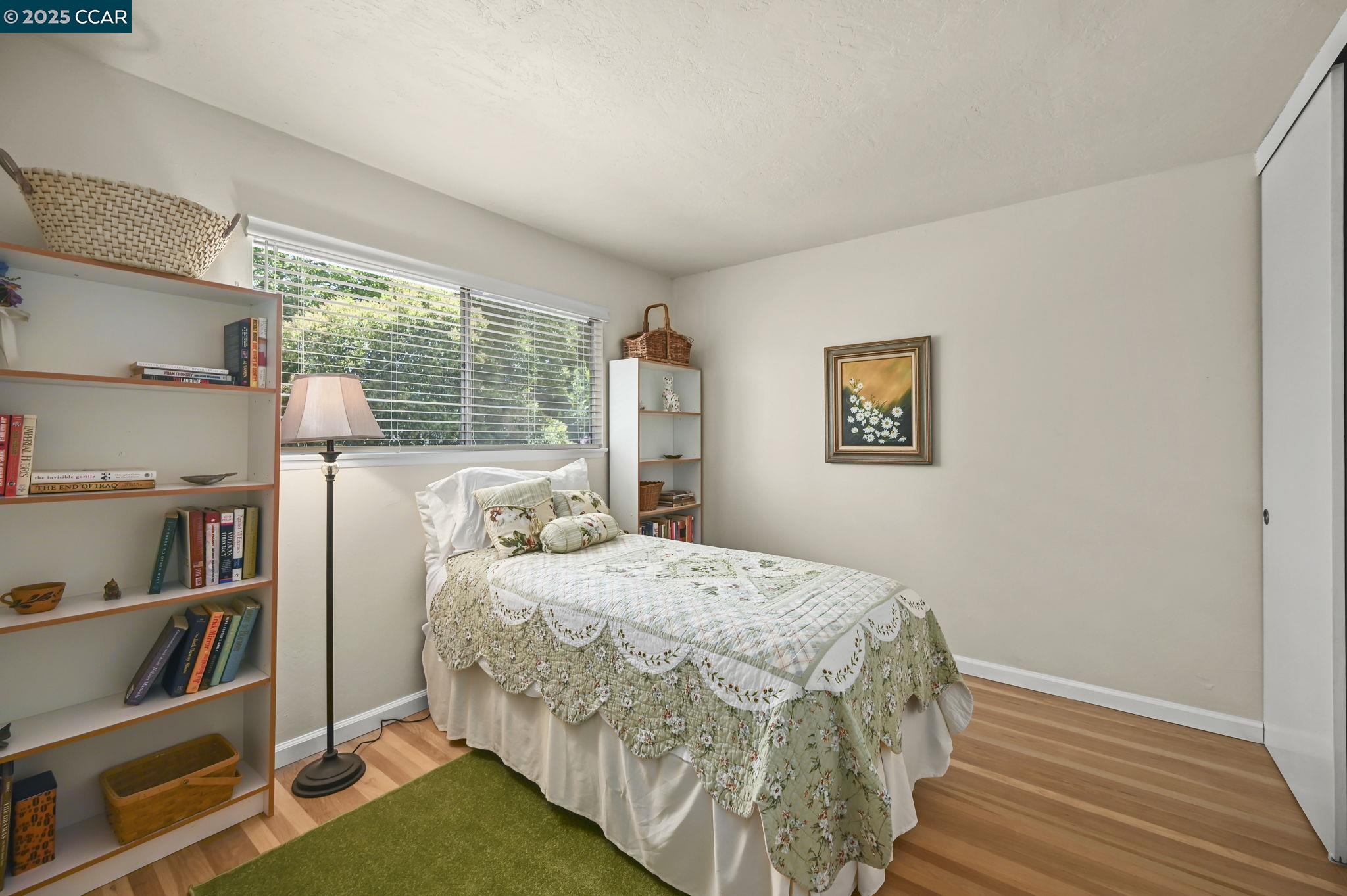865 Walnut Ave