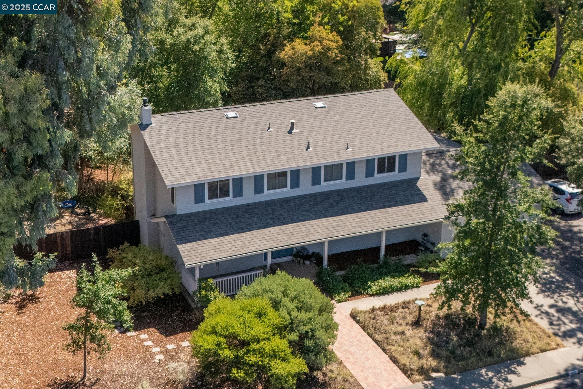 865 Walnut Ave