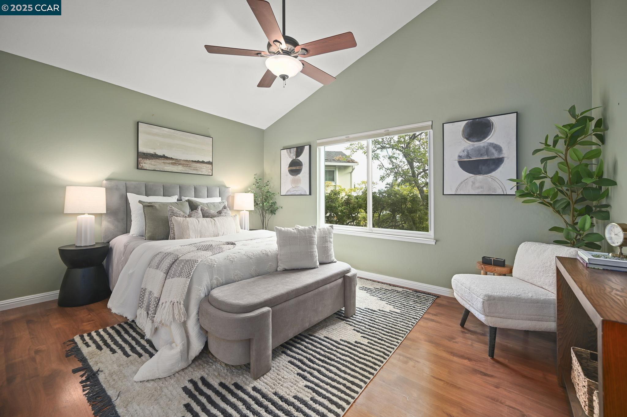 295 Kinross Dr