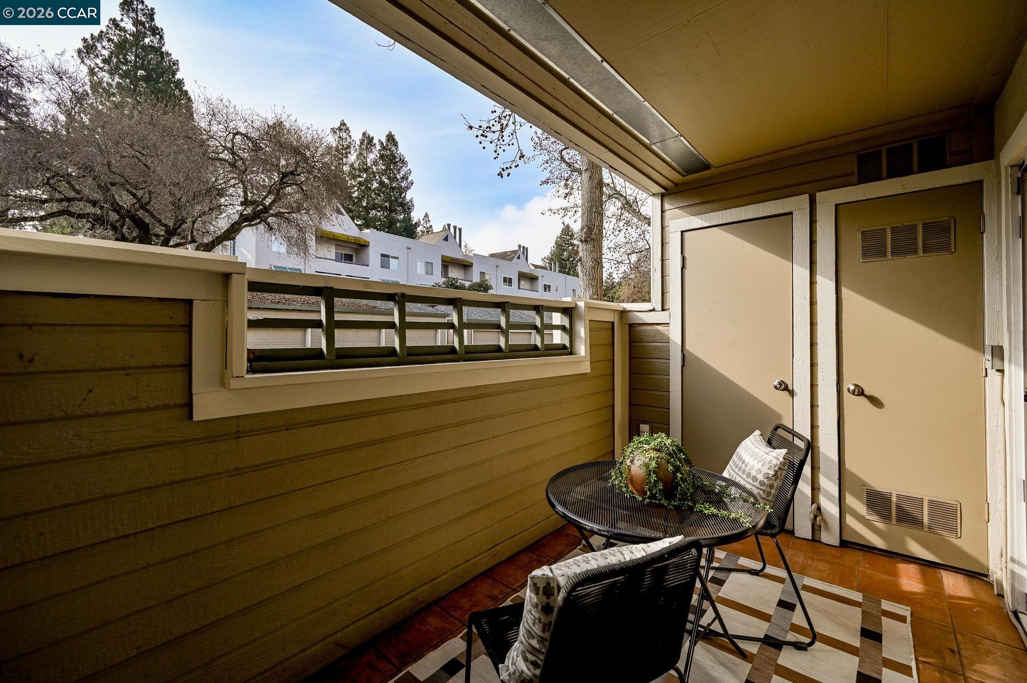 2550 Oak Rd. # 108