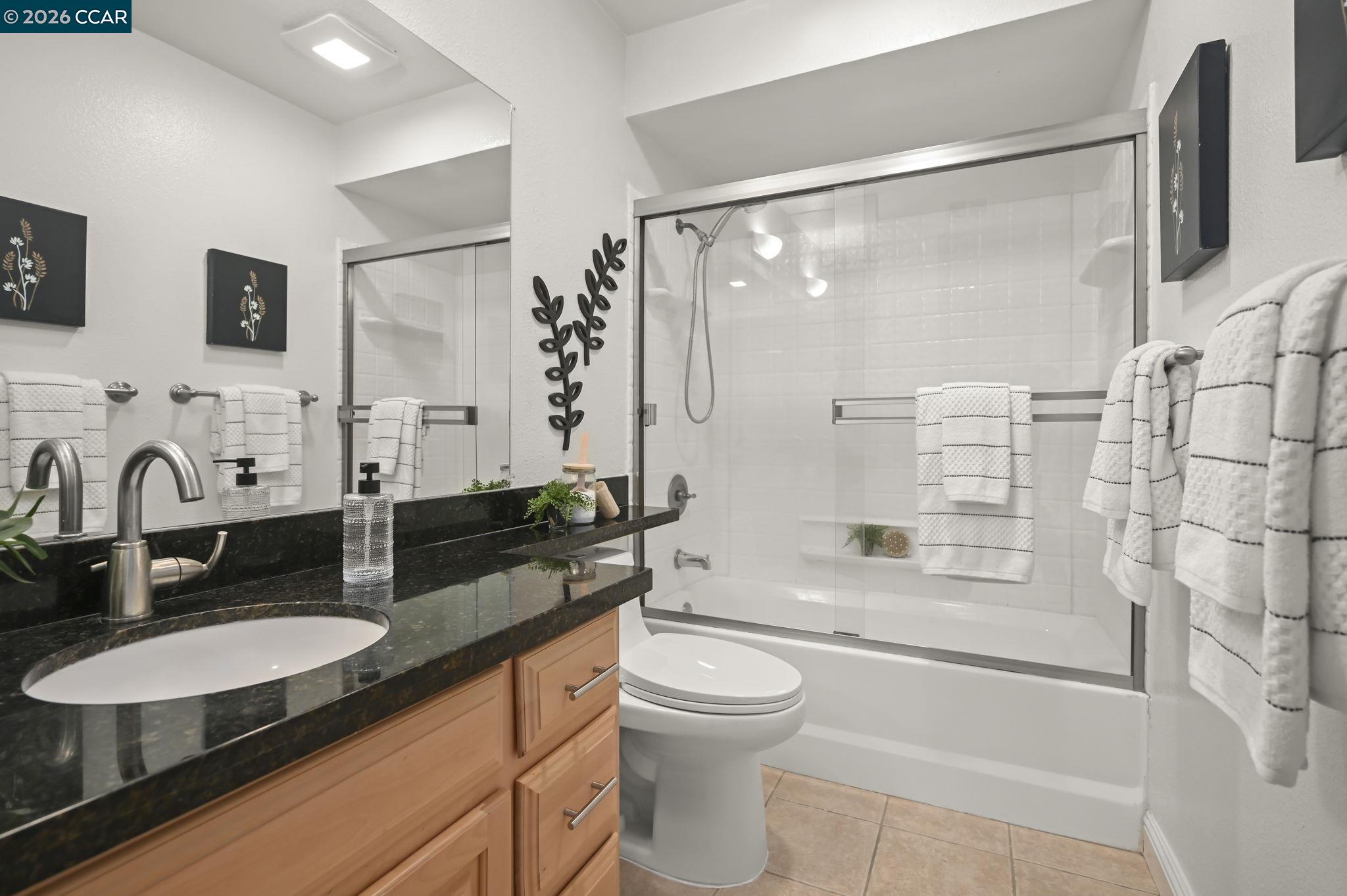 2550 Oak Rd. # 108