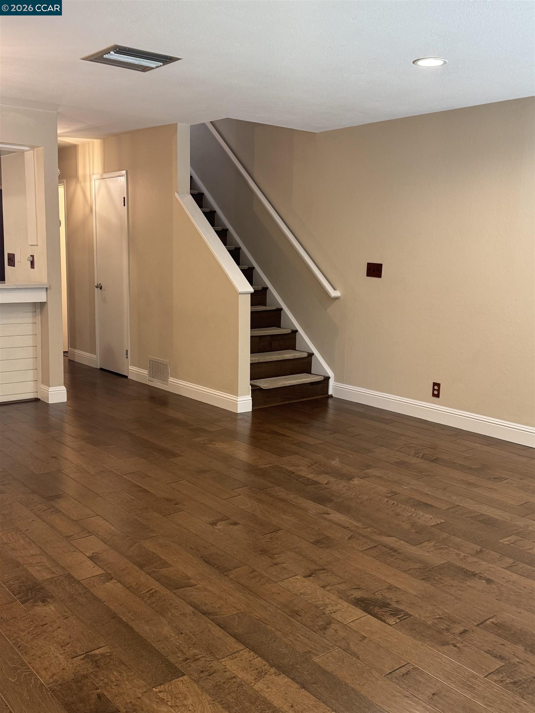 13 Oak Brook Pl